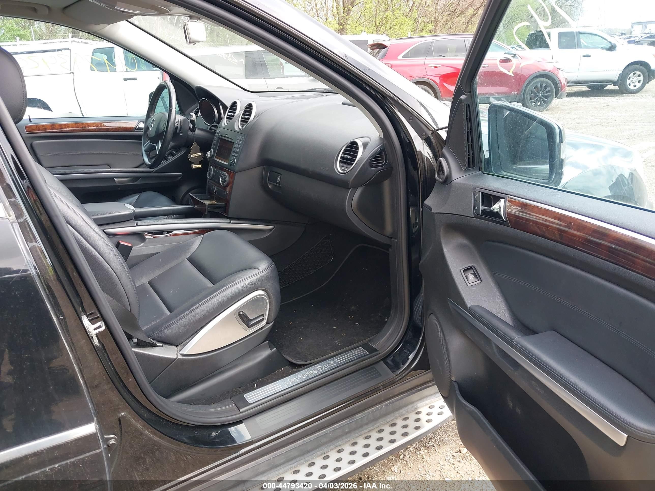MERCEDES-BENZ ML image 5