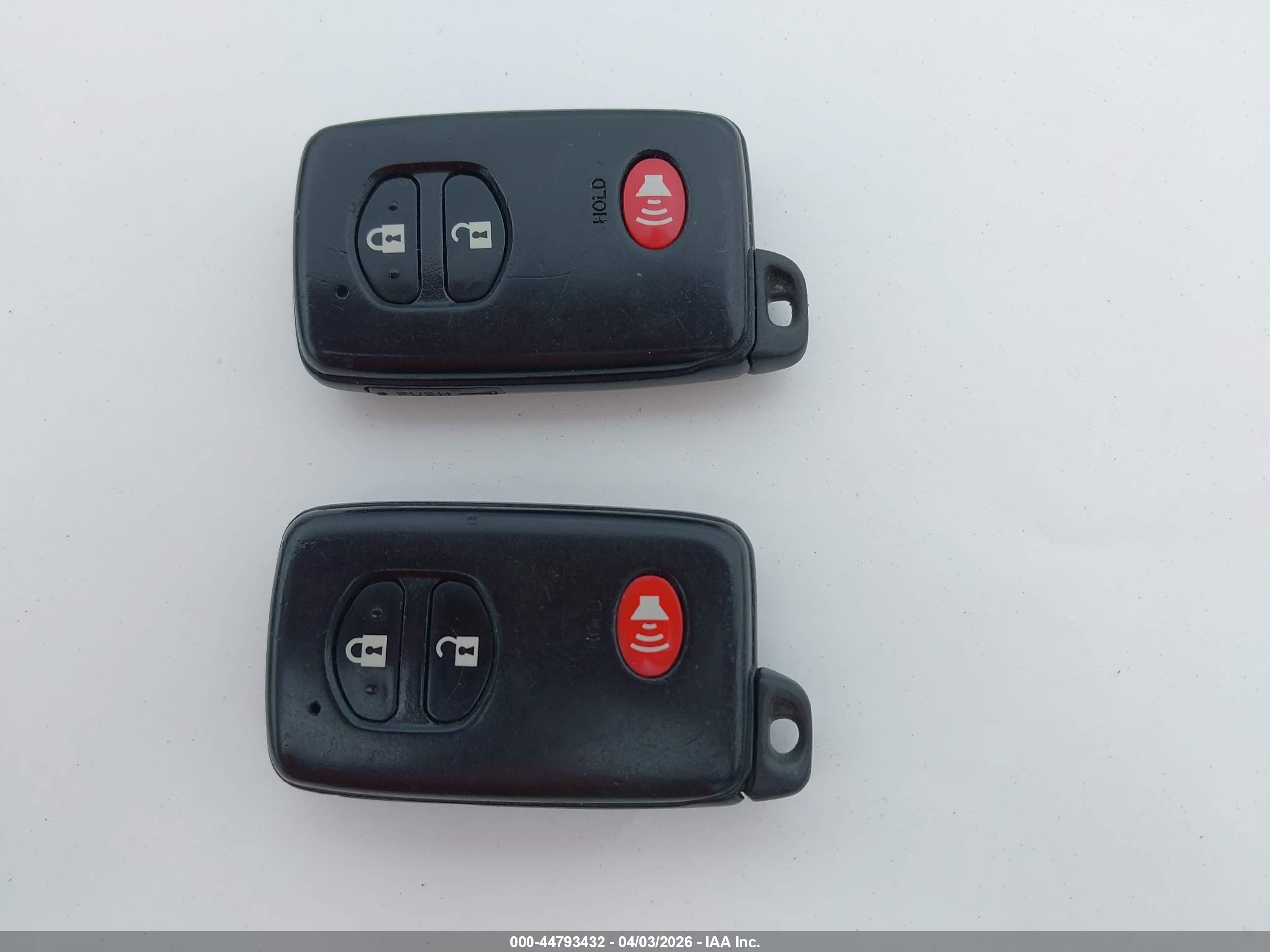 TOYOTA PRIUS image 11