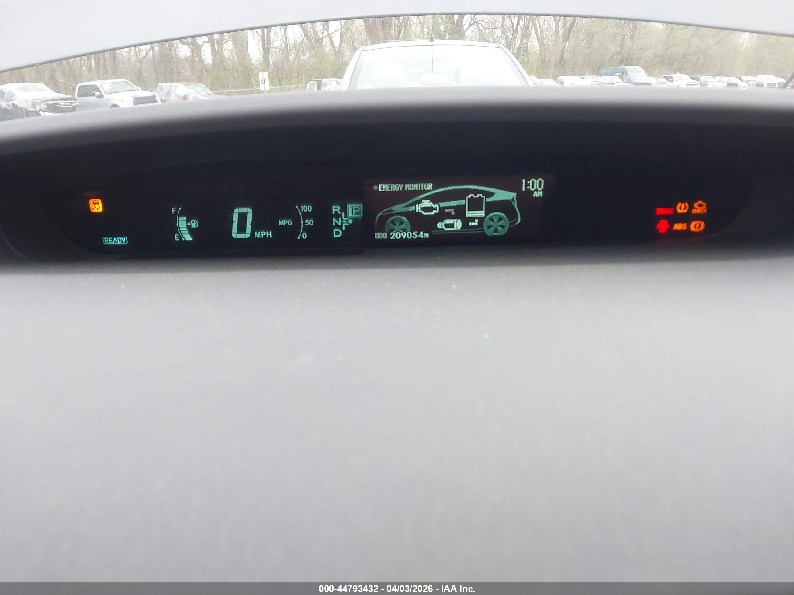 TOYOTA PRIUS image 7
