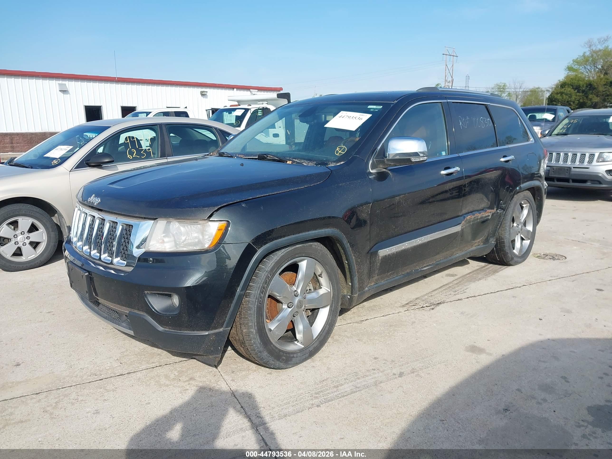 JEEP GRAND image 2