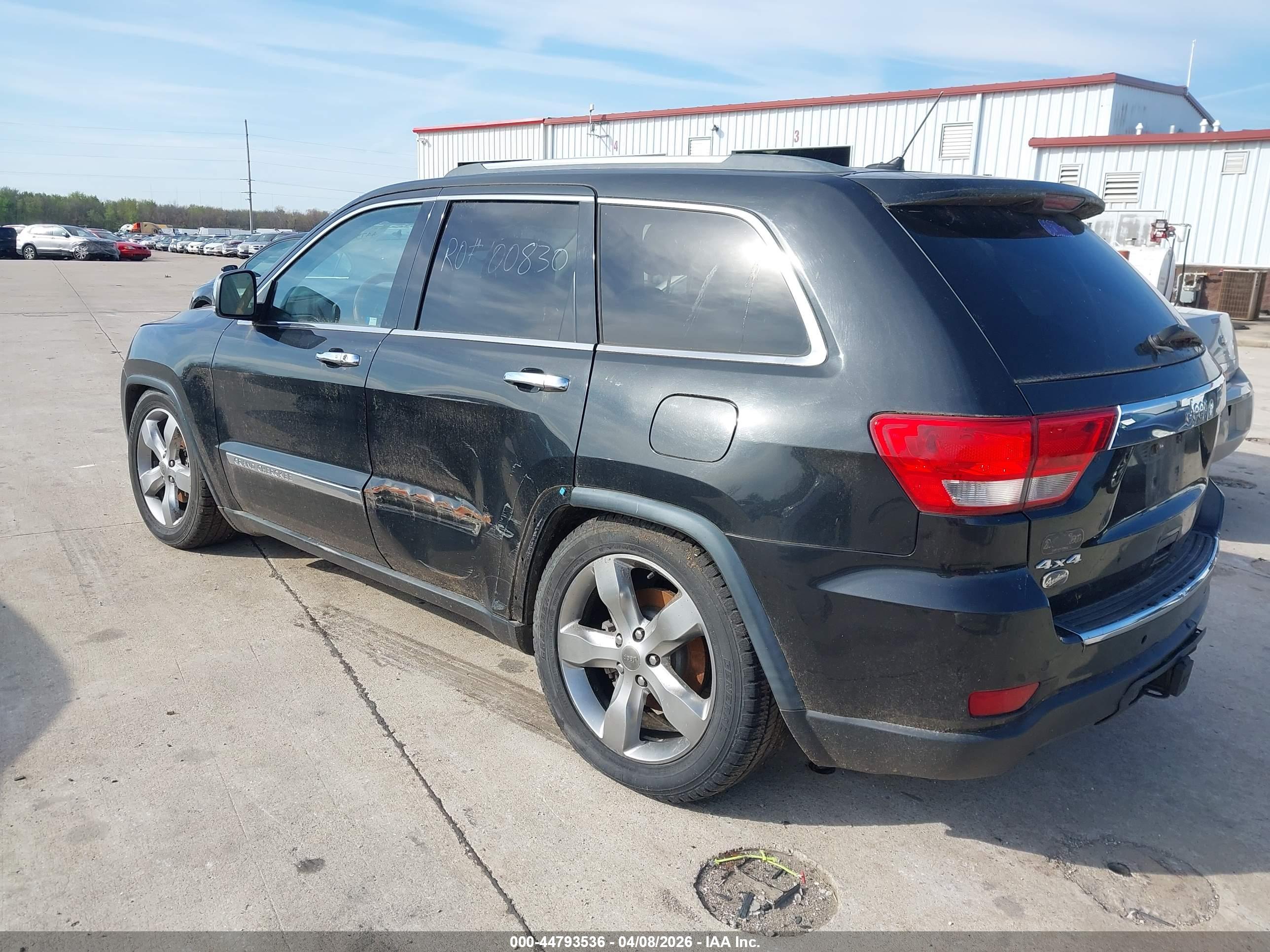 JEEP GRAND image 3