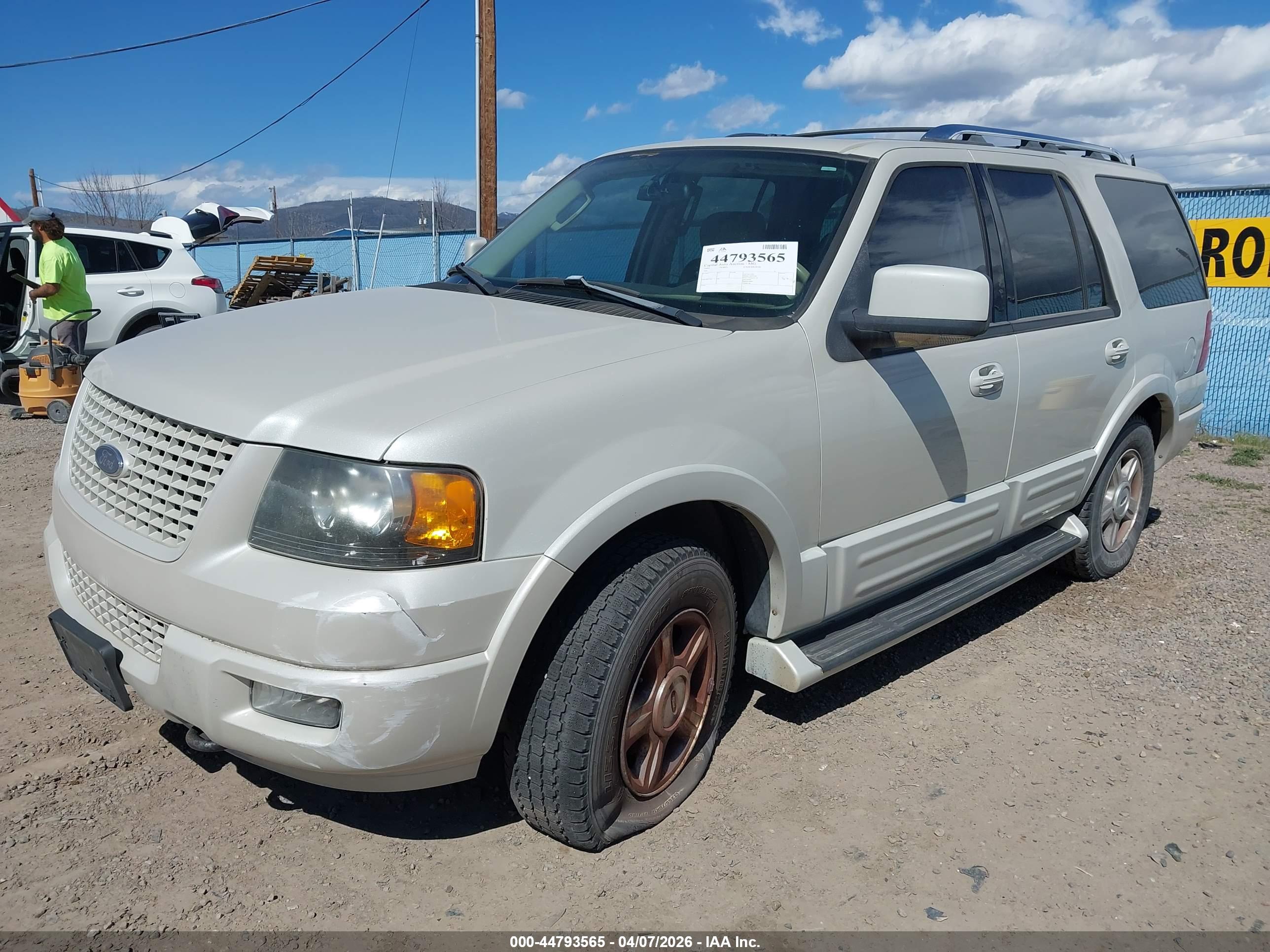 FORD EXPEDITION image 2