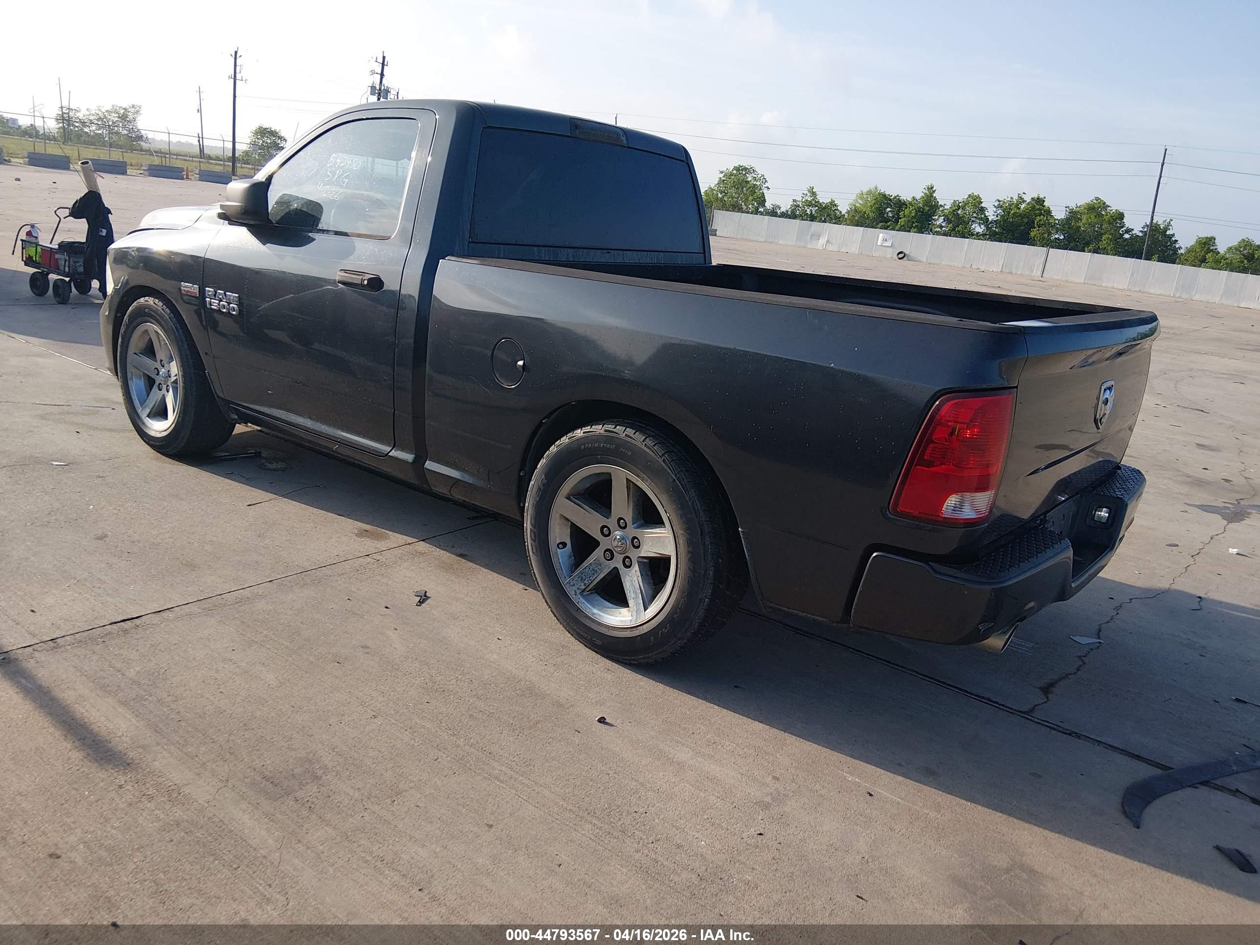 RAM 1500 image 3