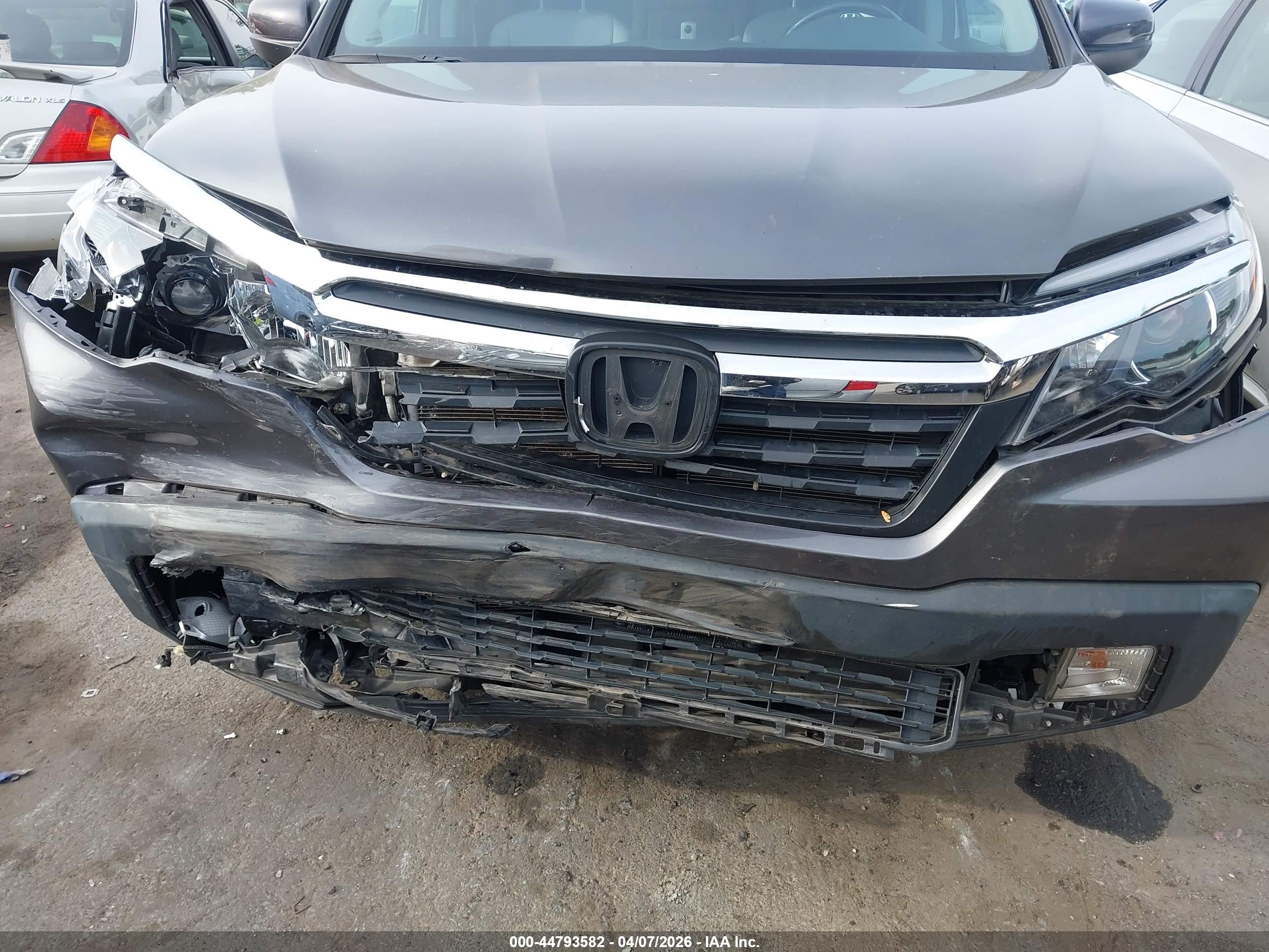 HONDA RIDGELINE image 6