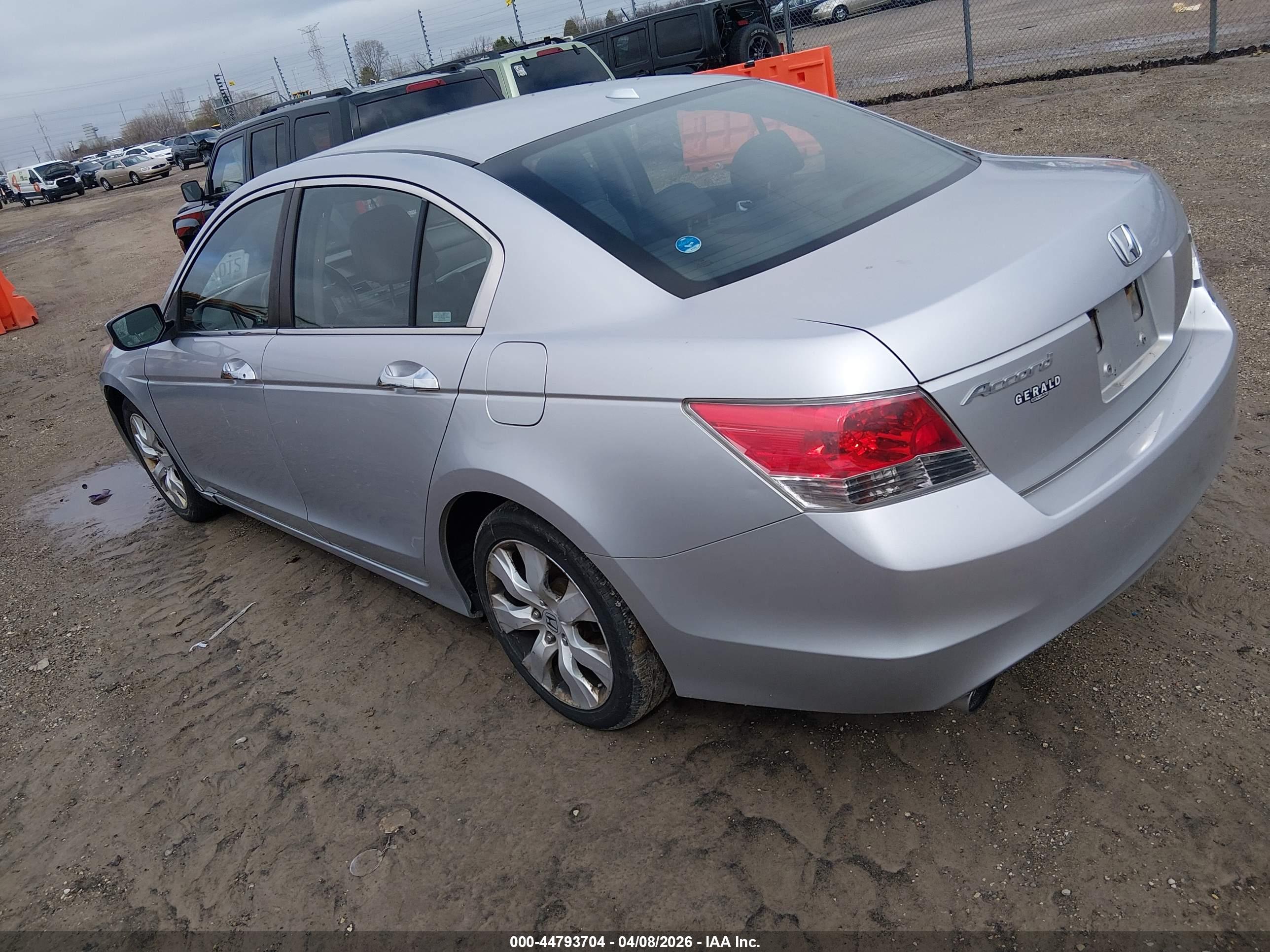 HONDA ACCORD image 3