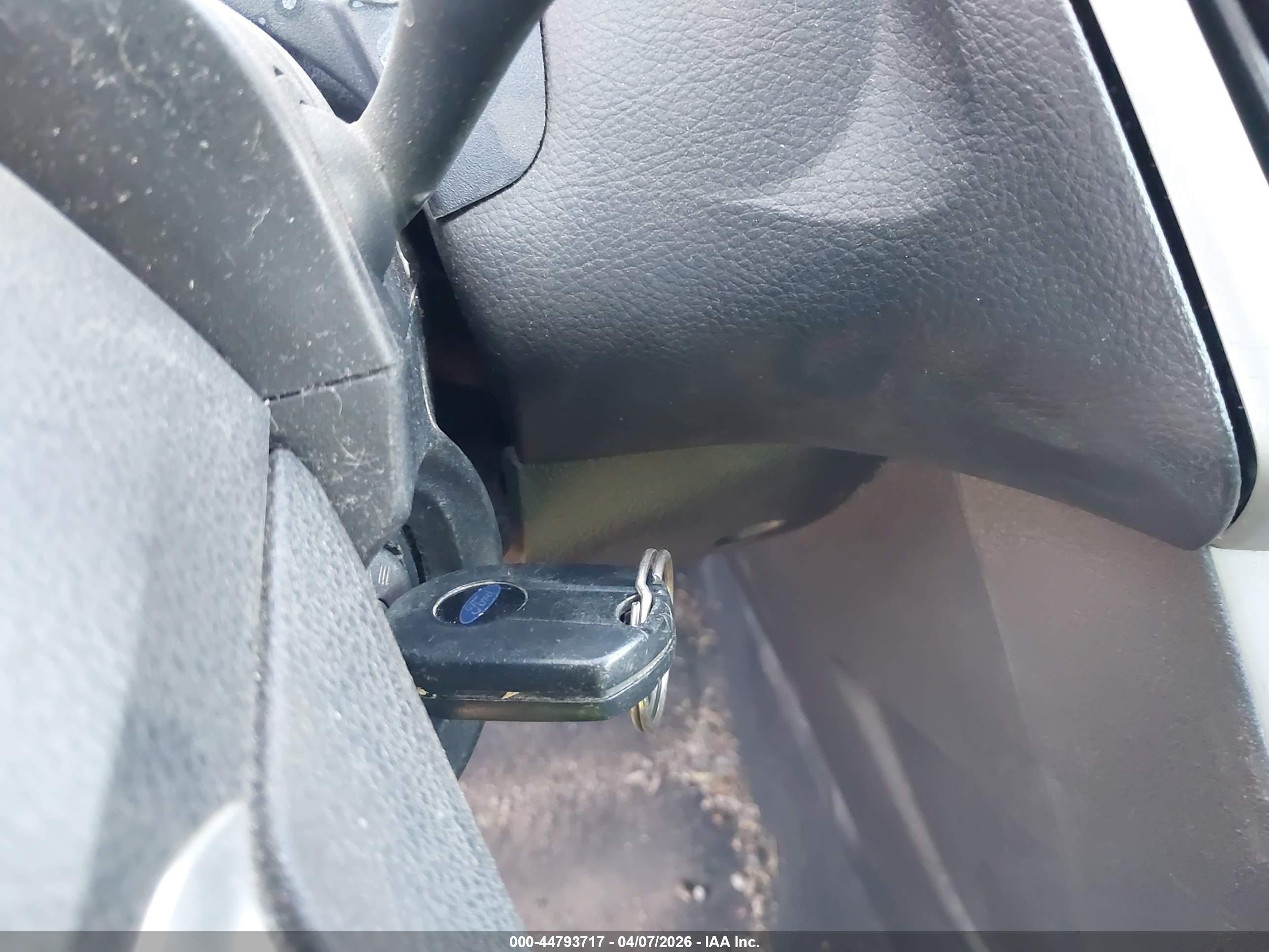 FORD FOCUS image 11