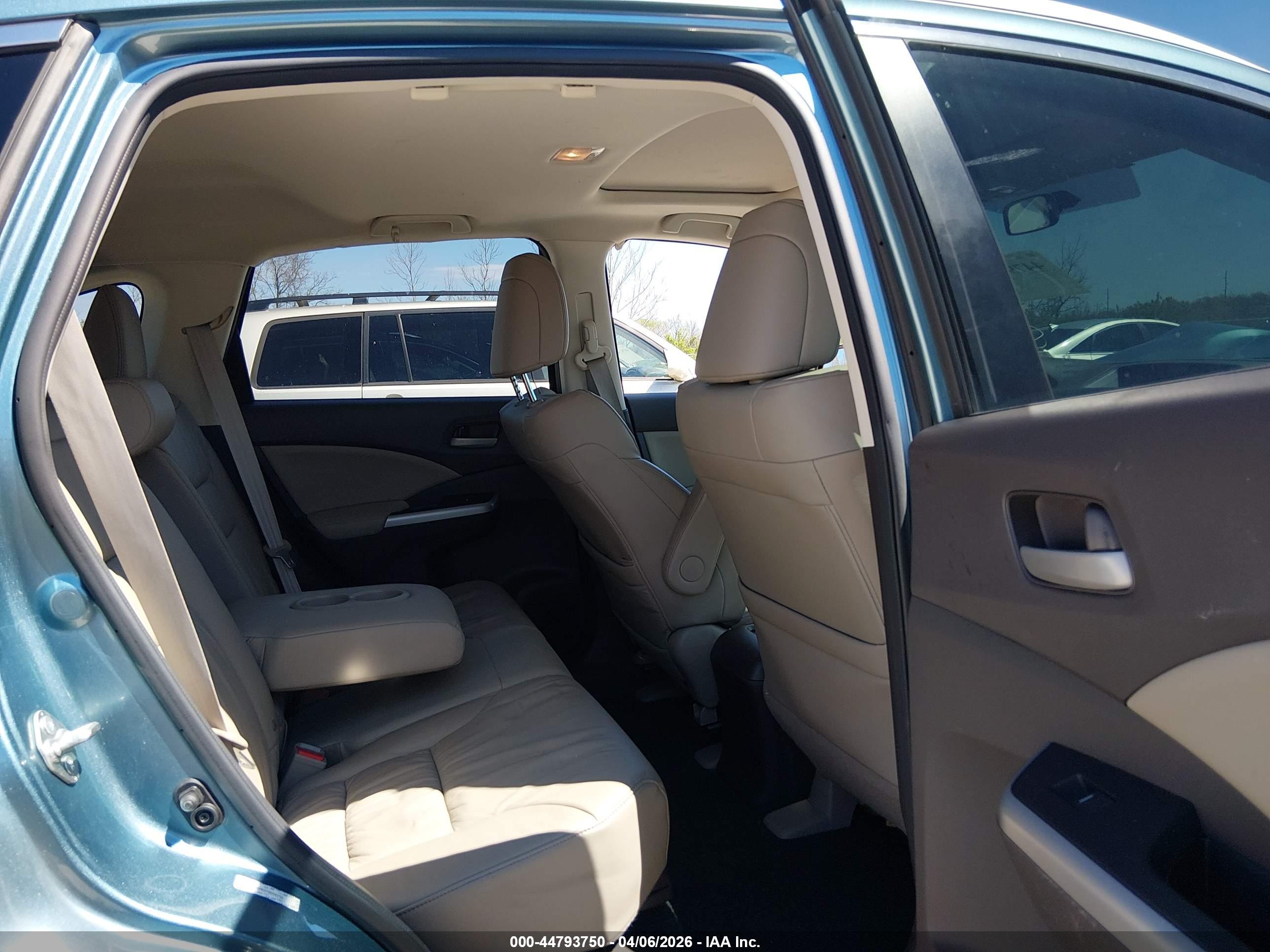 HONDA CR-V image 8