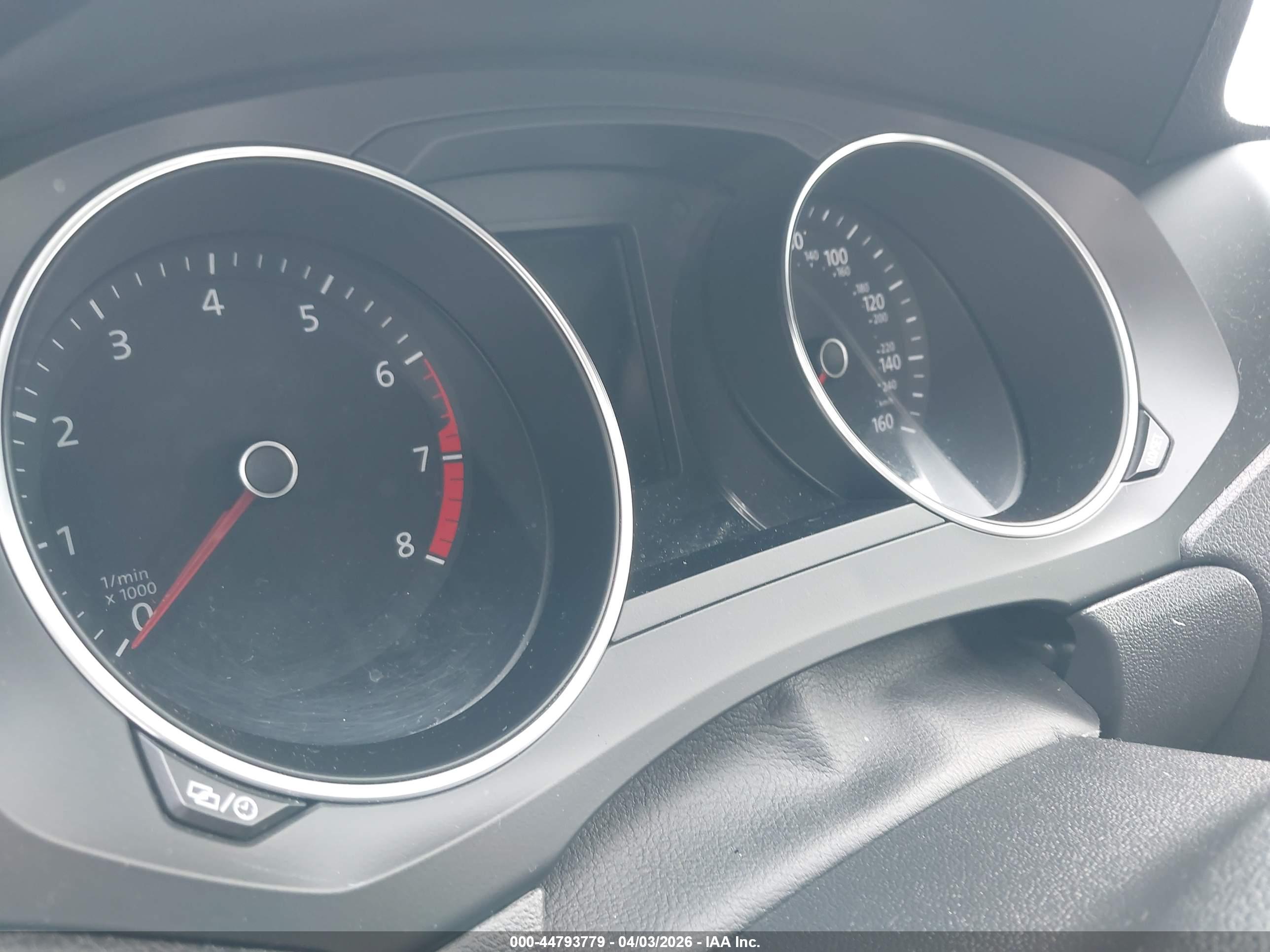 VOLKSWAGEN JETTA image 7