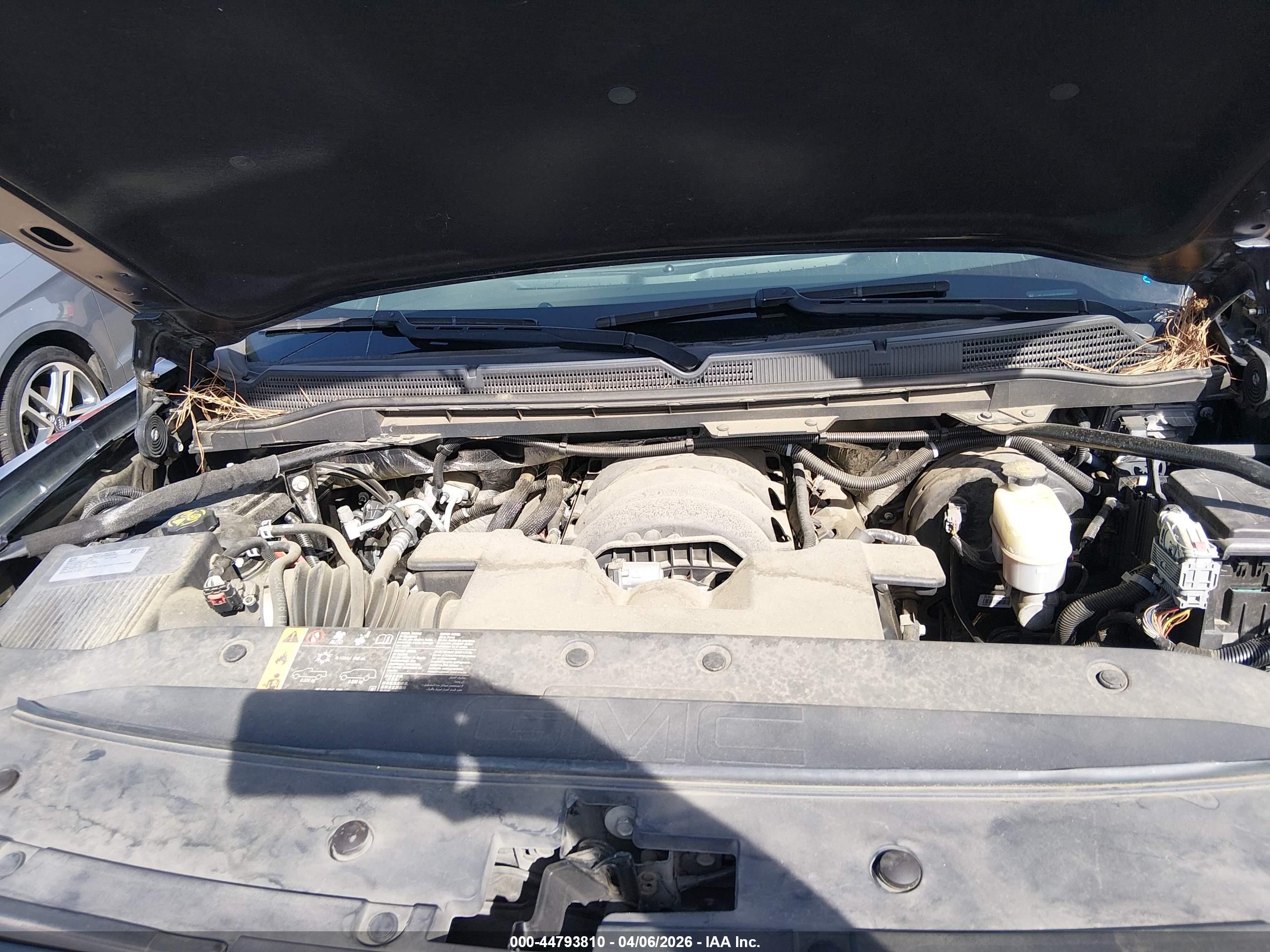 GMC SIERRA image 10