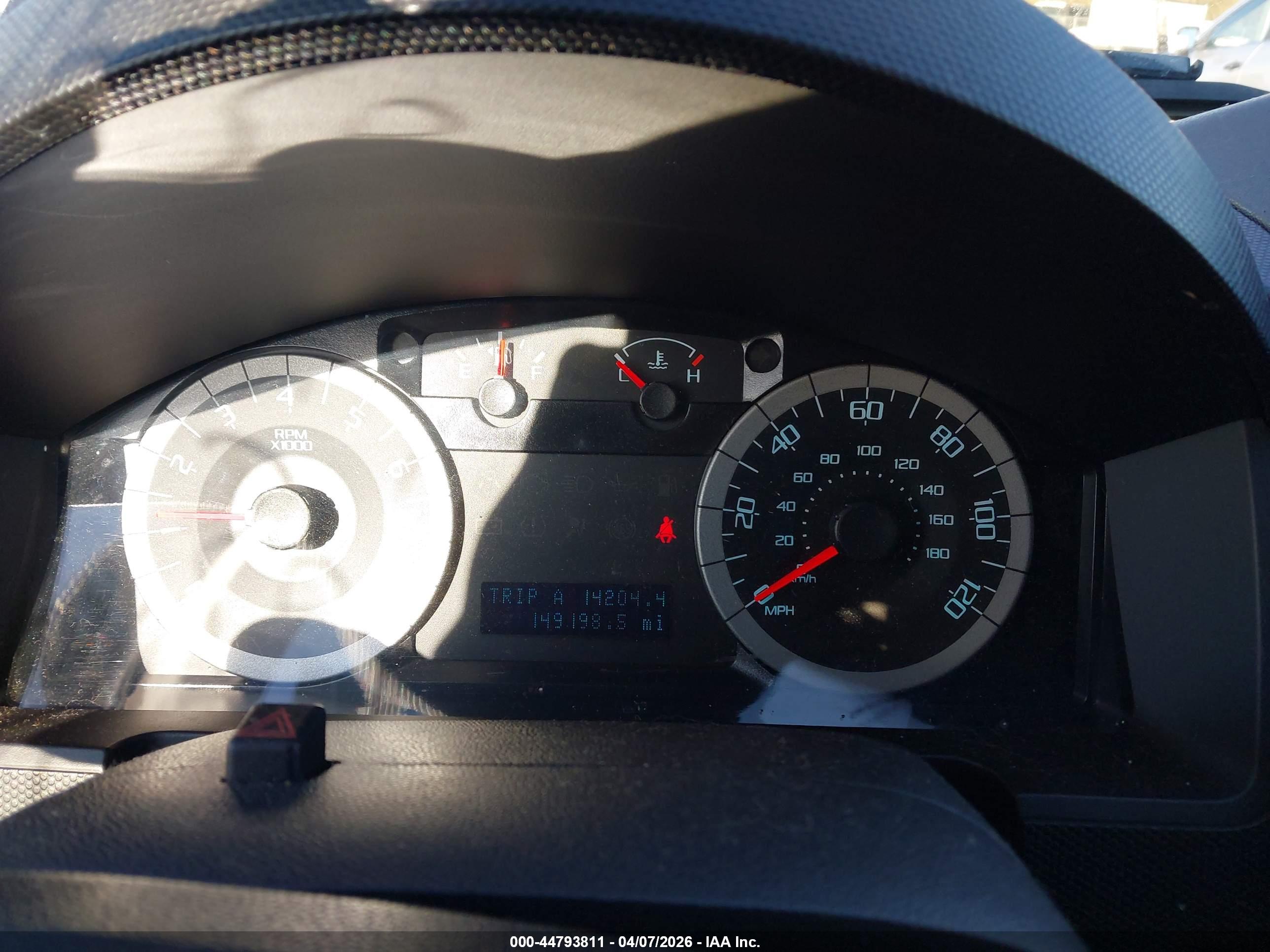 FORD ESCAPE image 7