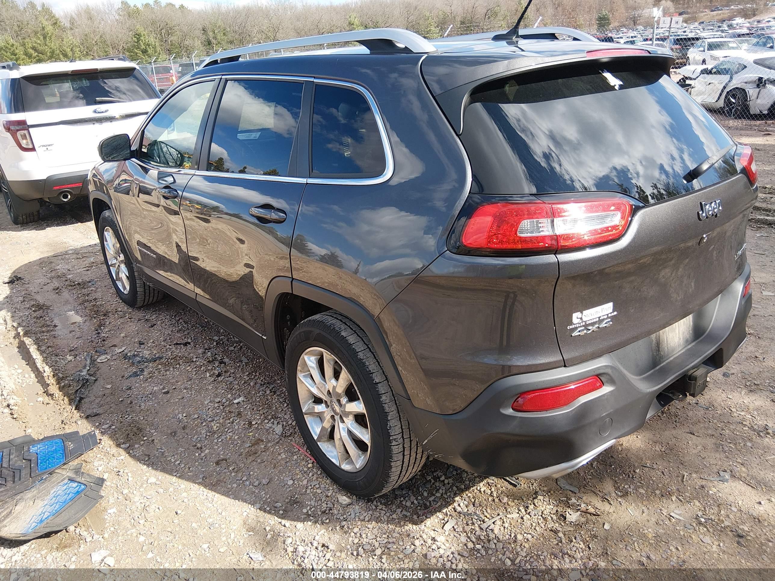 JEEP CHEROKEE image 3