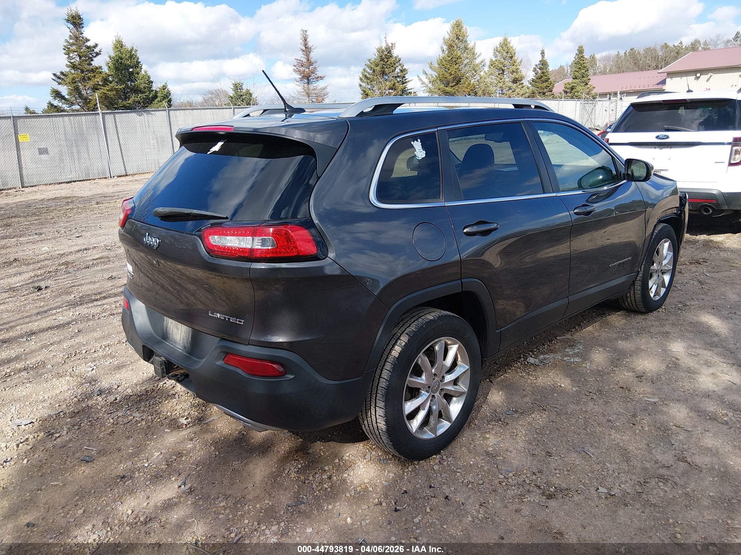 JEEP CHEROKEE image 4