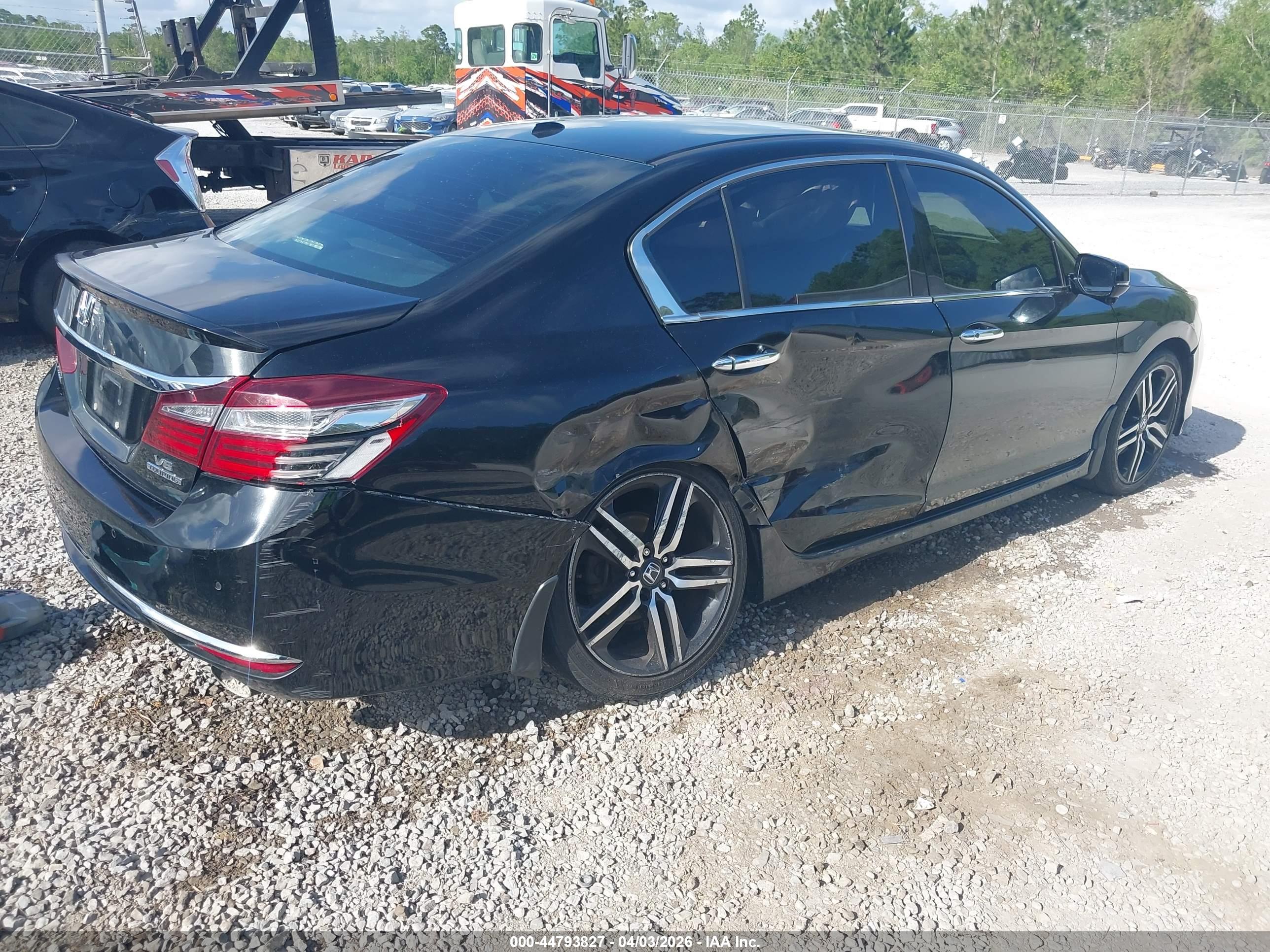 HONDA ACCORD image 4