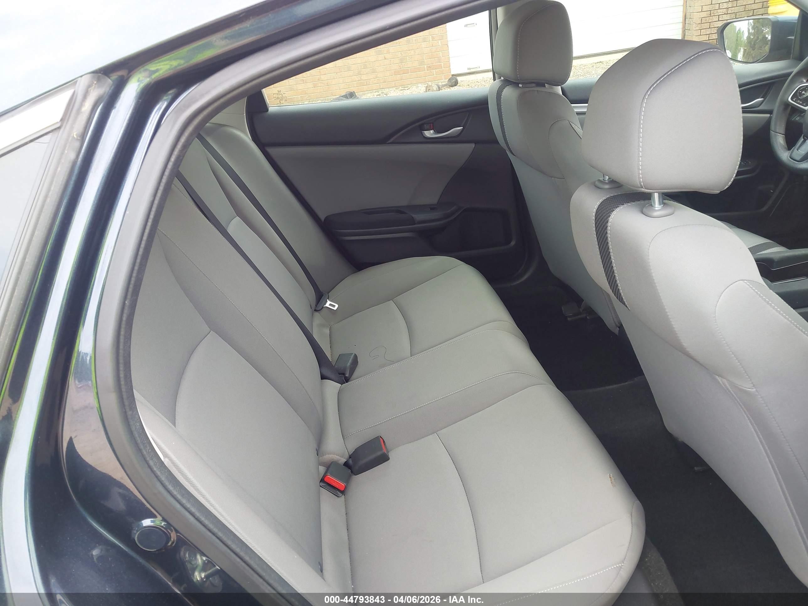 HONDA CIVIC image 8