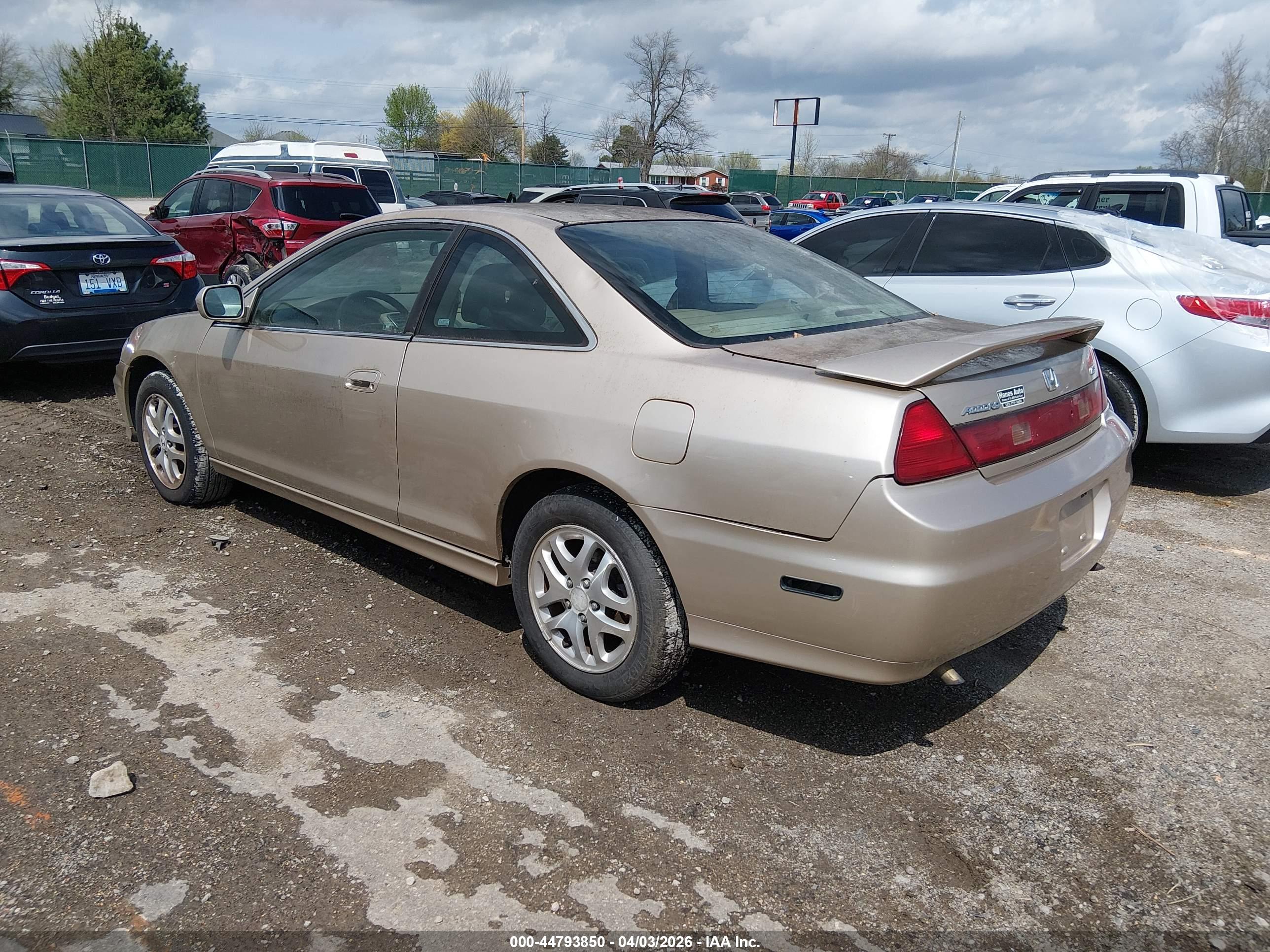 HONDA ACCORD image 3