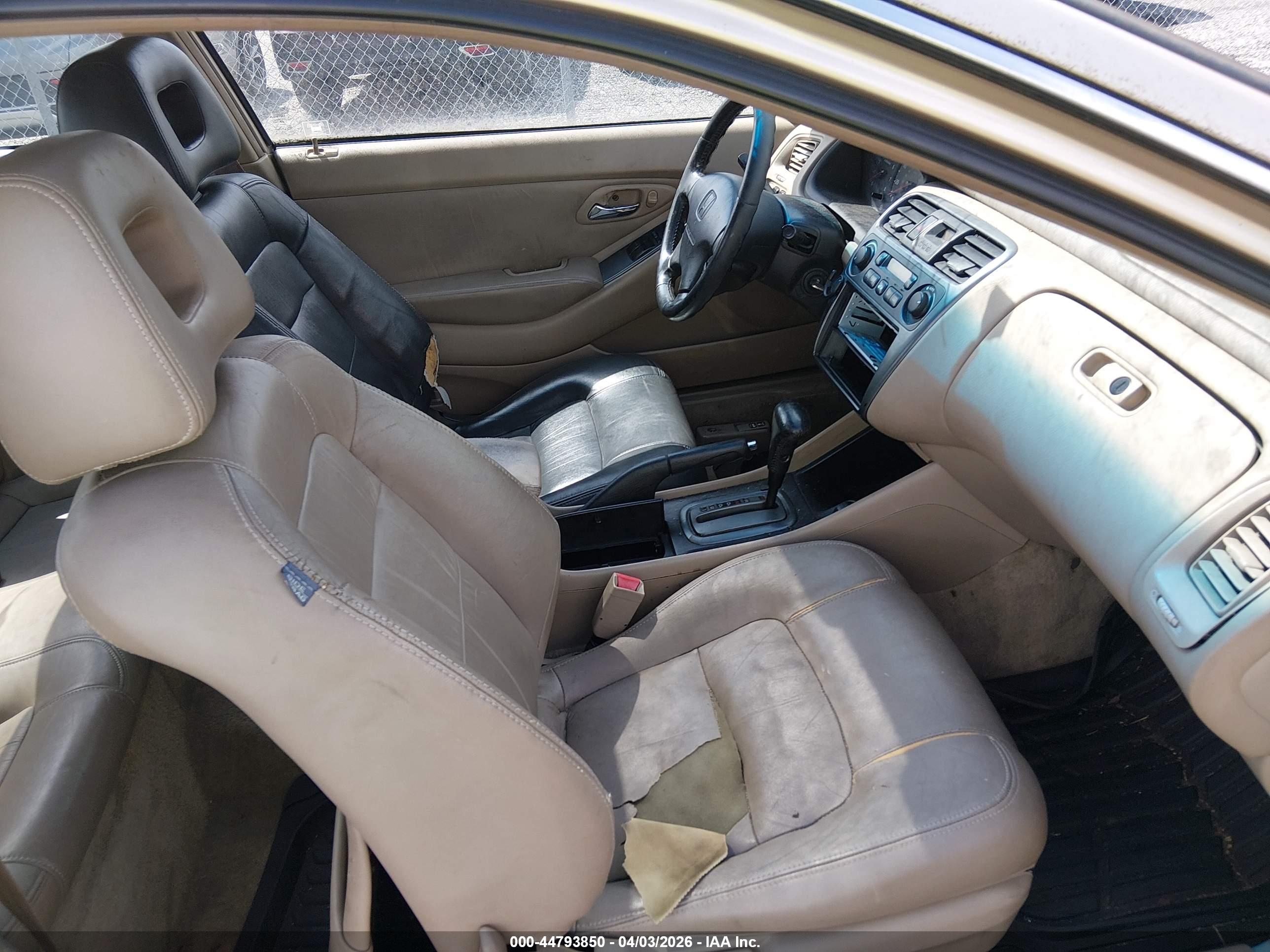 HONDA ACCORD image 5