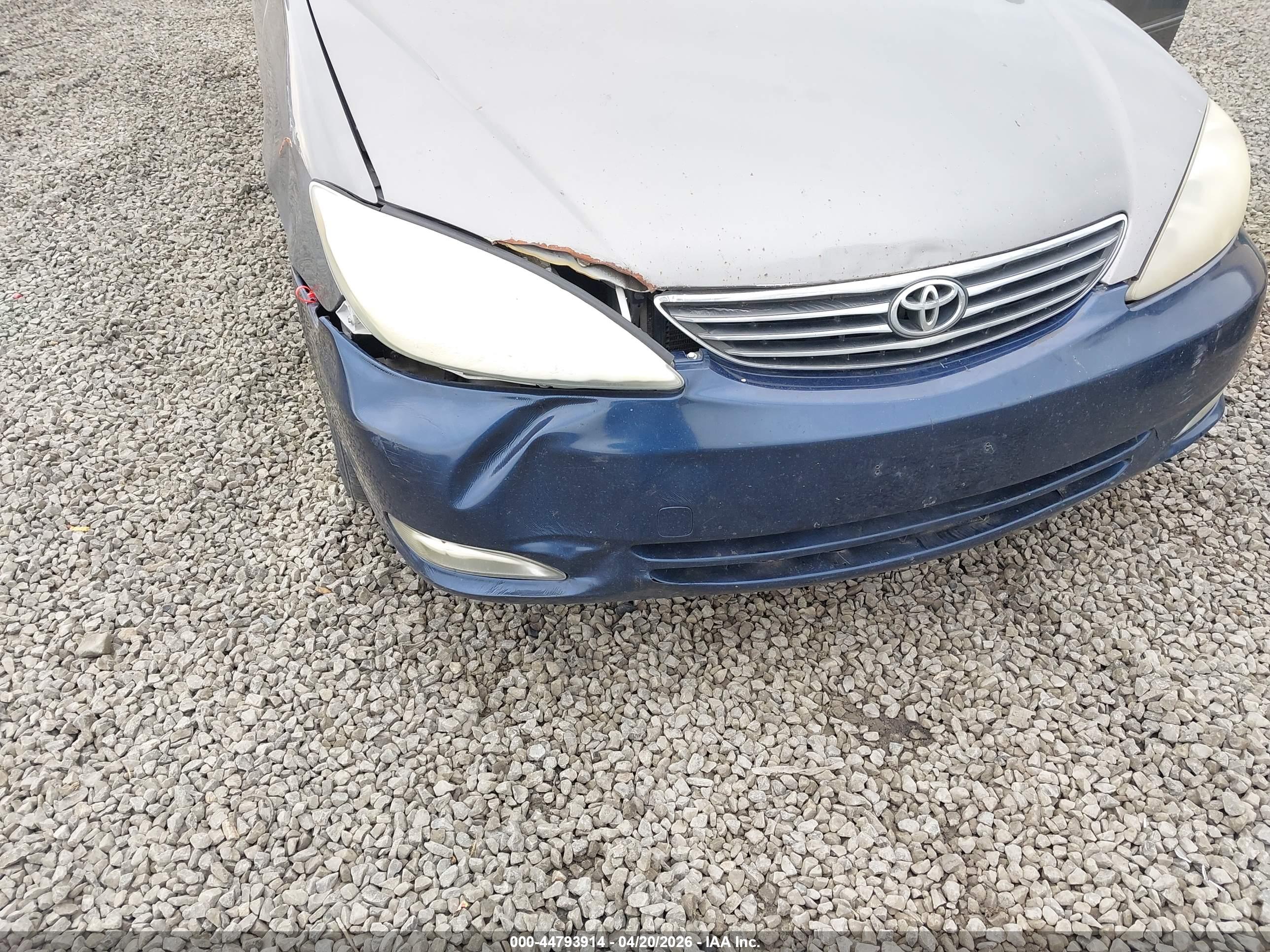 TOYOTA CAMRY image 6