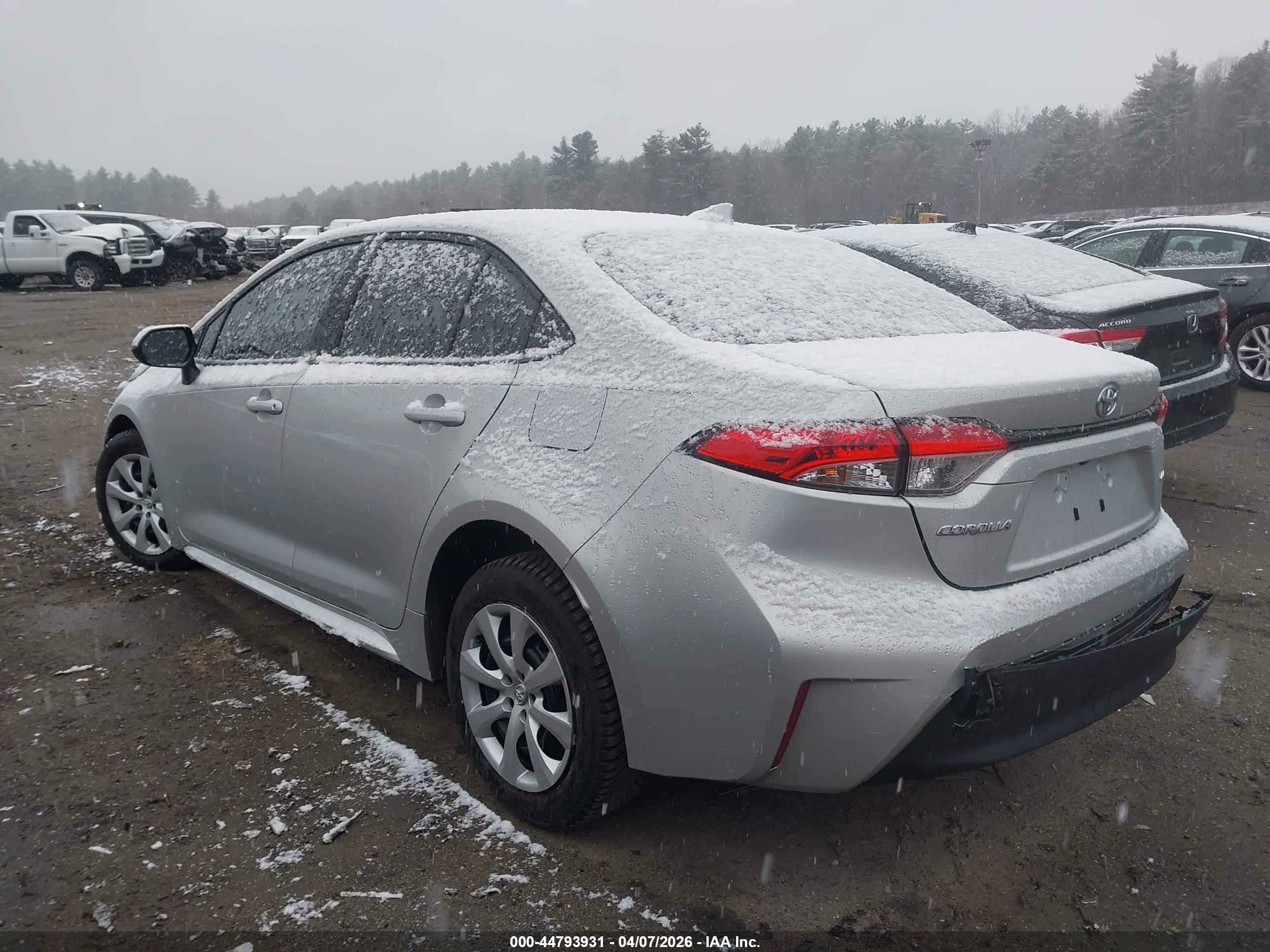 TOYOTA COROLLA image 3