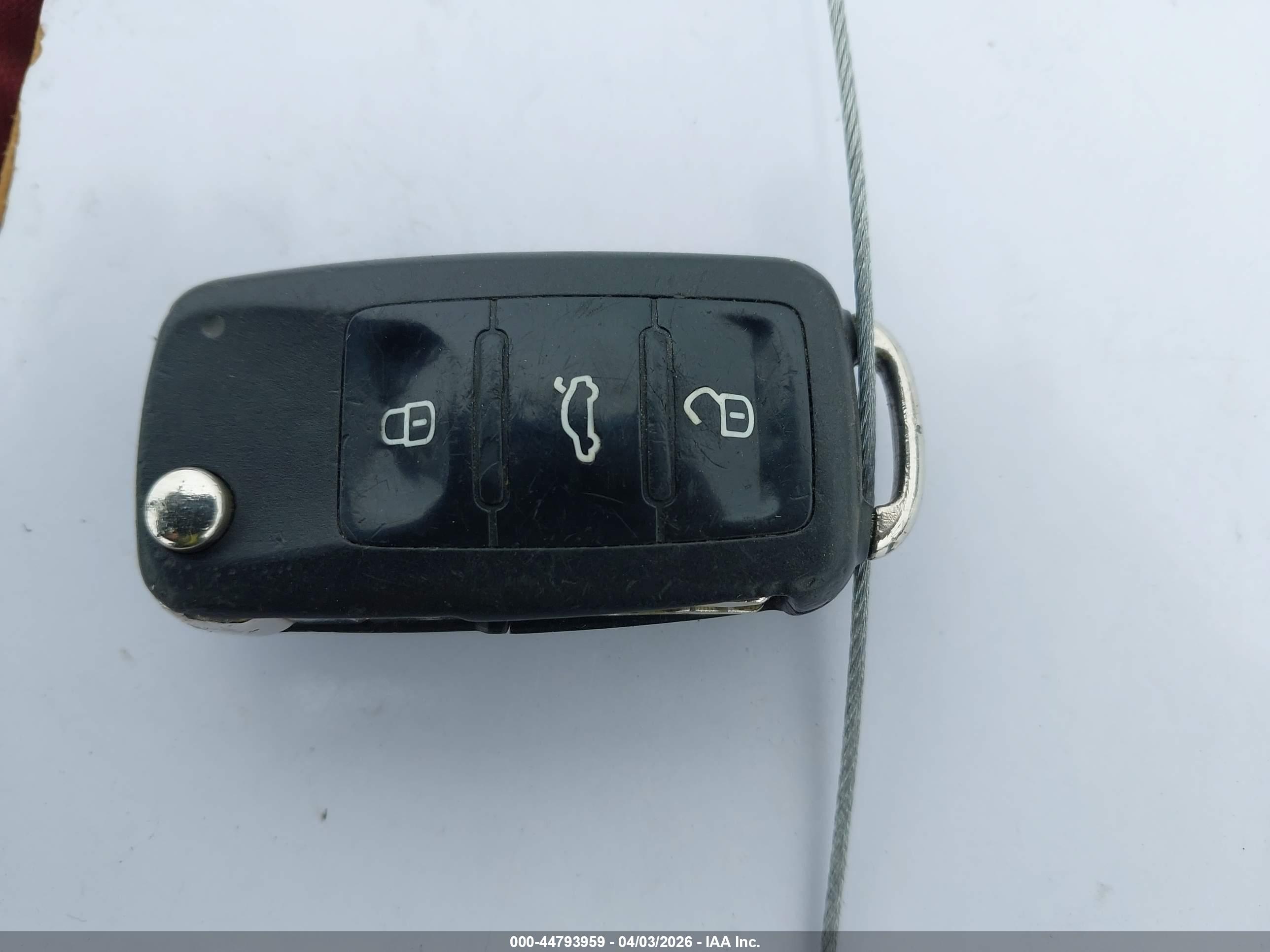 VOLKSWAGEN JETTA image 11