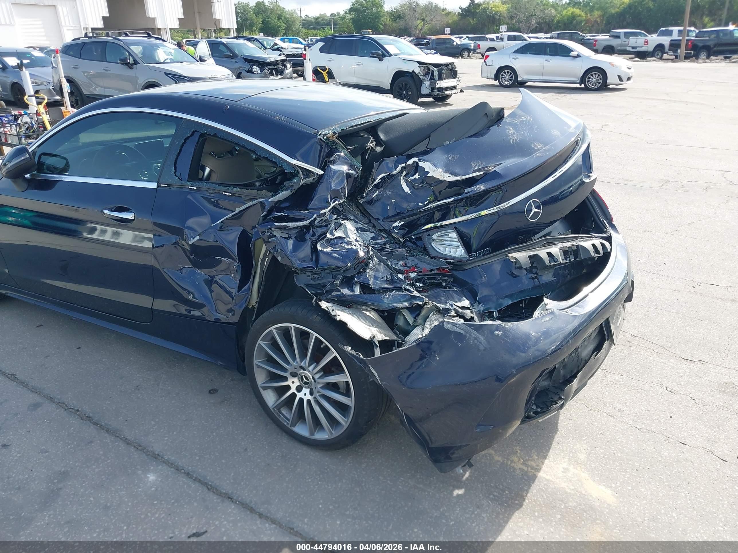 MERCEDES-BENZ C image 6
