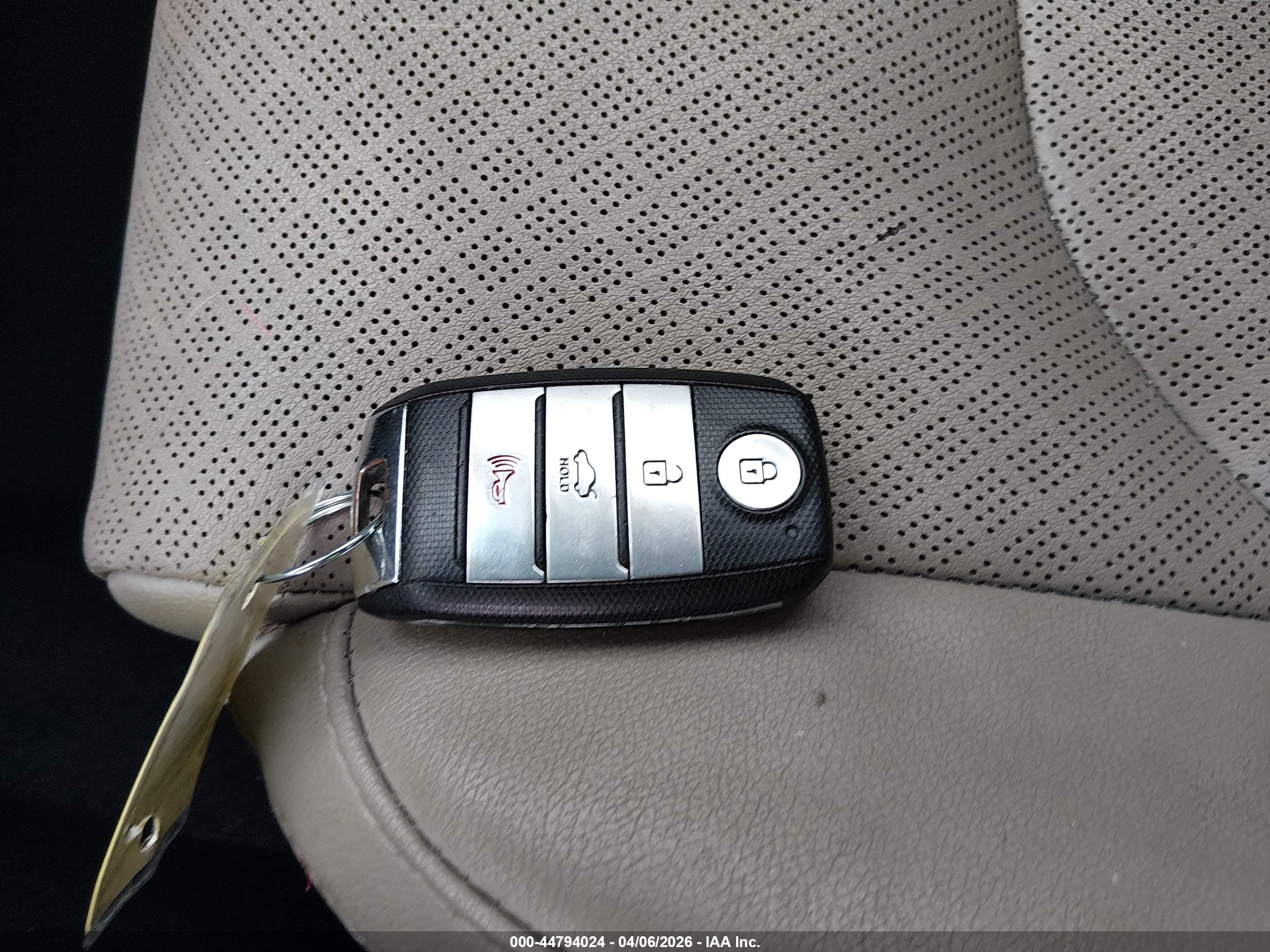 KIA OPTIMA image 11