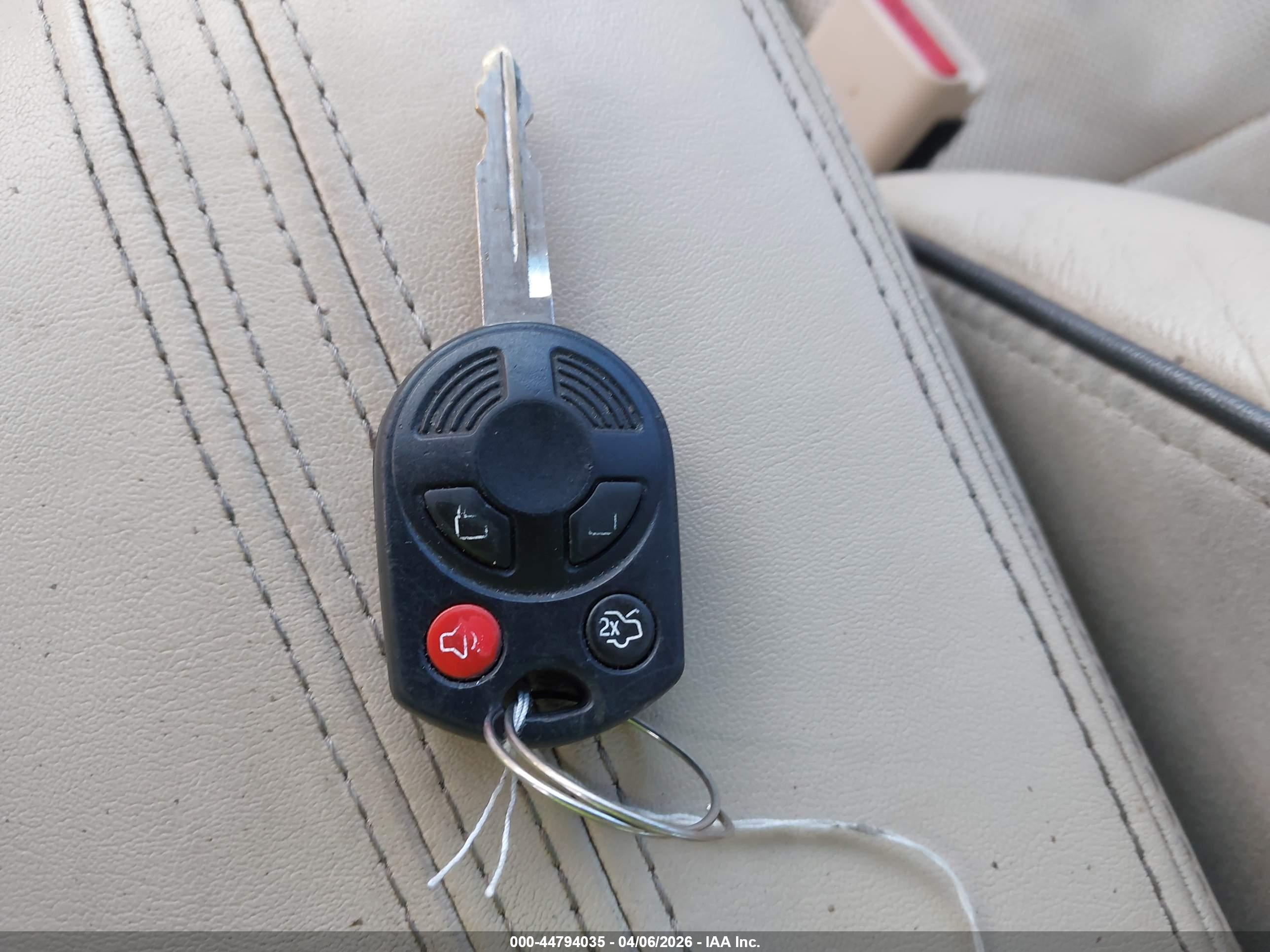LINCOLN MKZ image 11