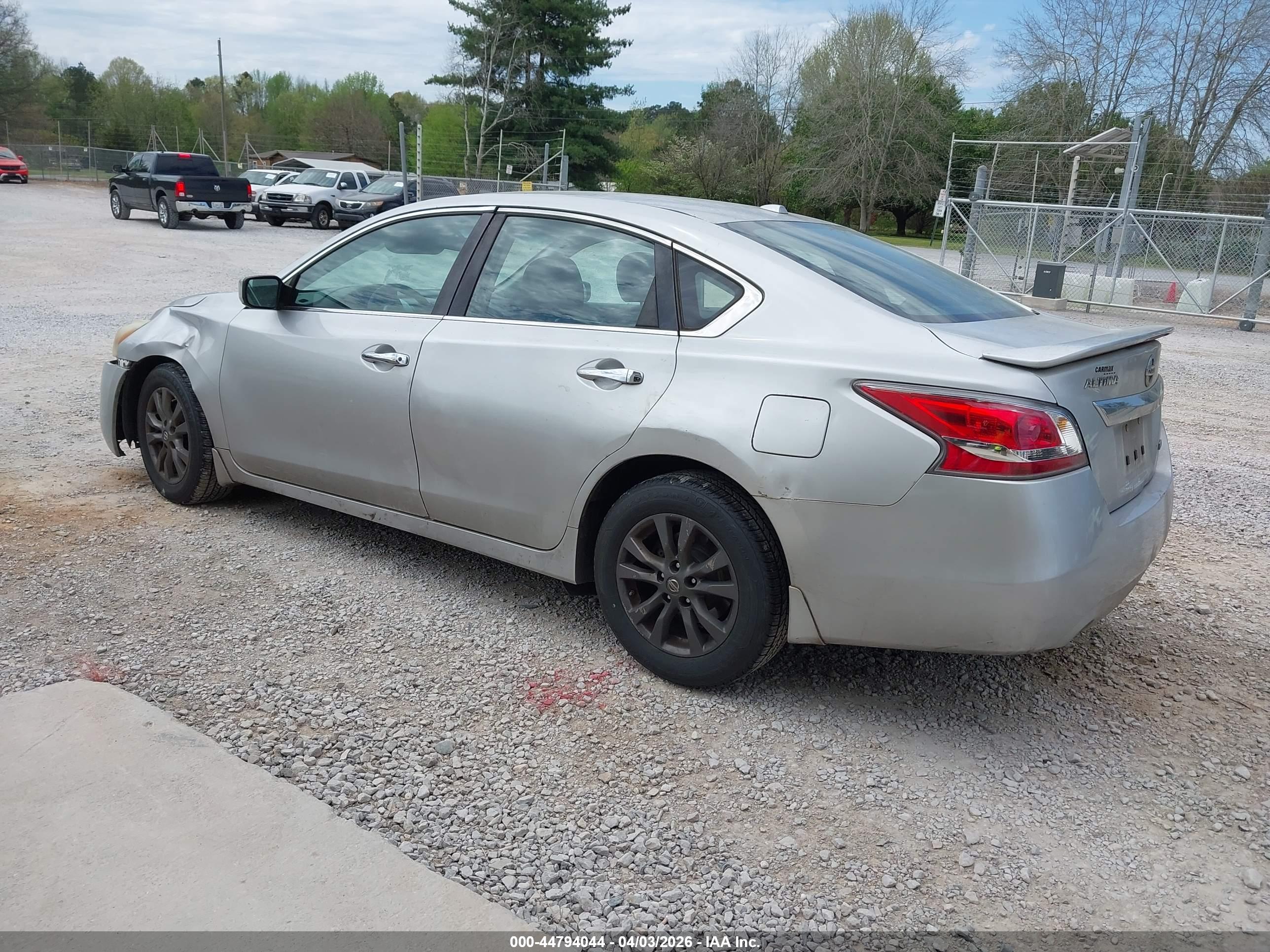 NISSAN ALTIMA image 3