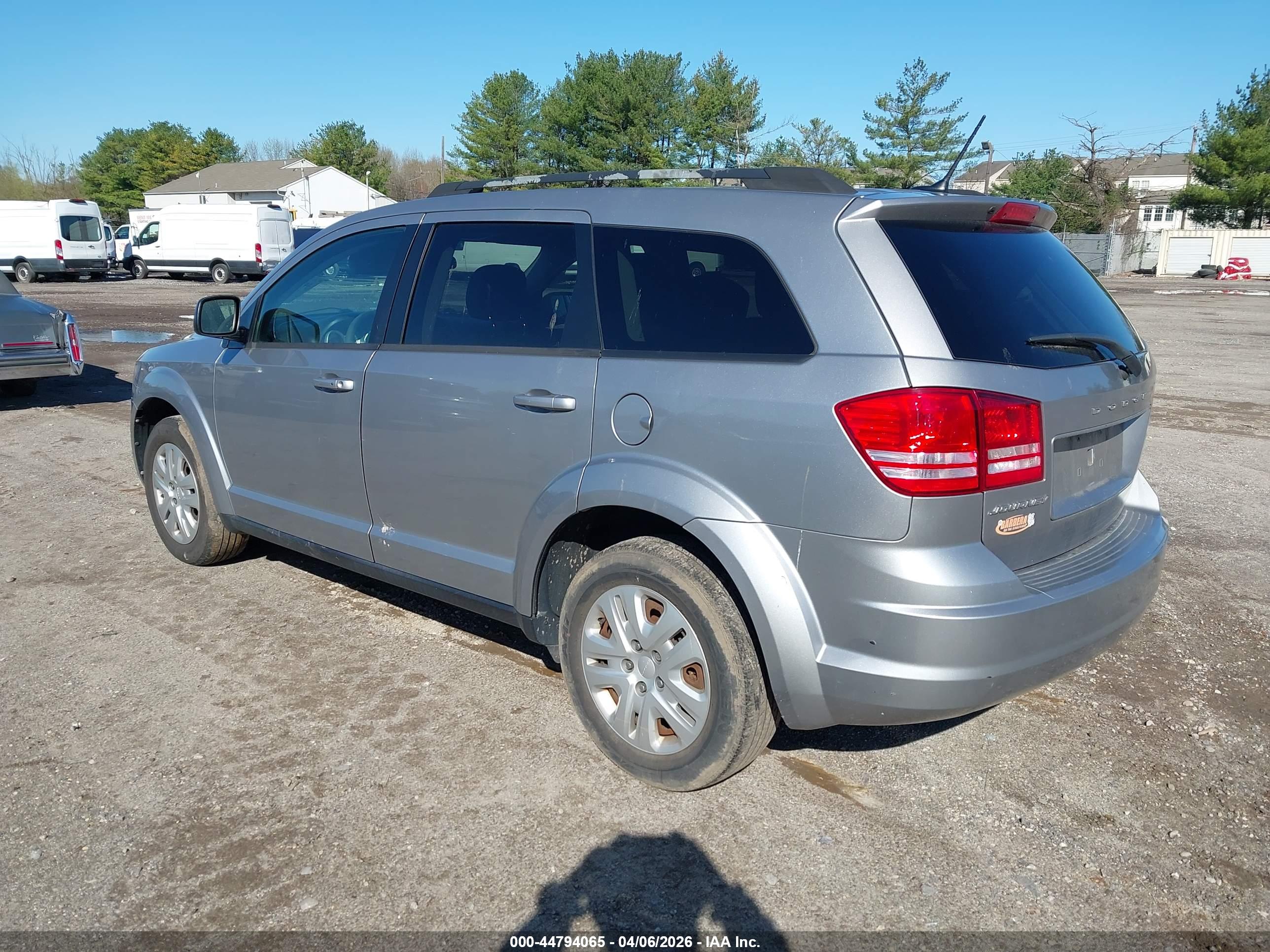 DODGE JOURNEY image 3