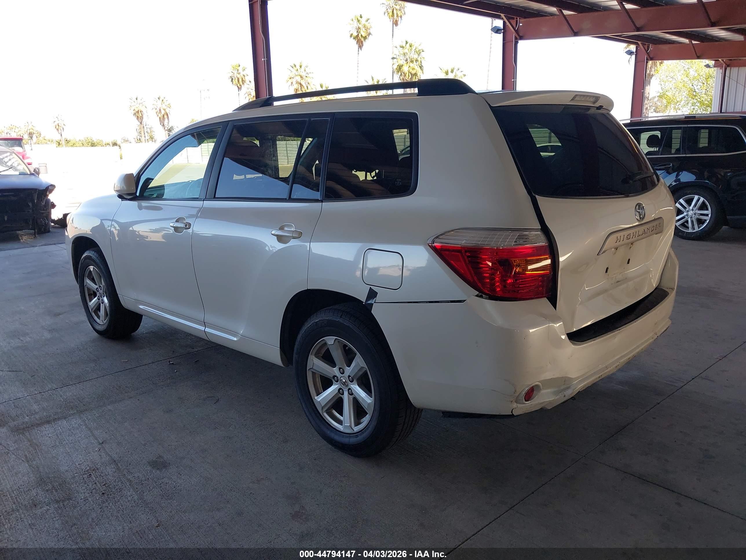 TOYOTA HIGHLANDER image 3