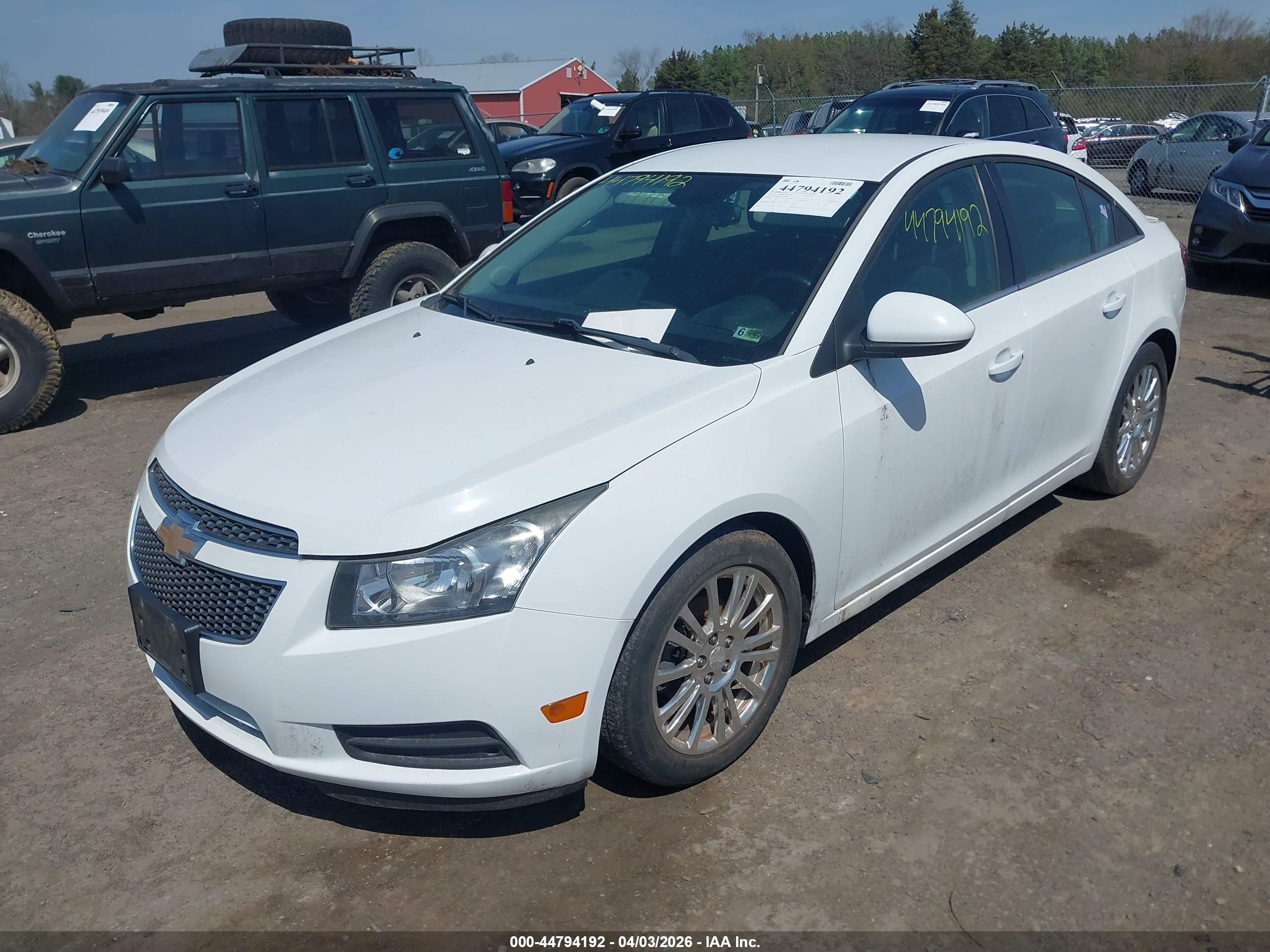 CHEVROLET CRUZE image 2