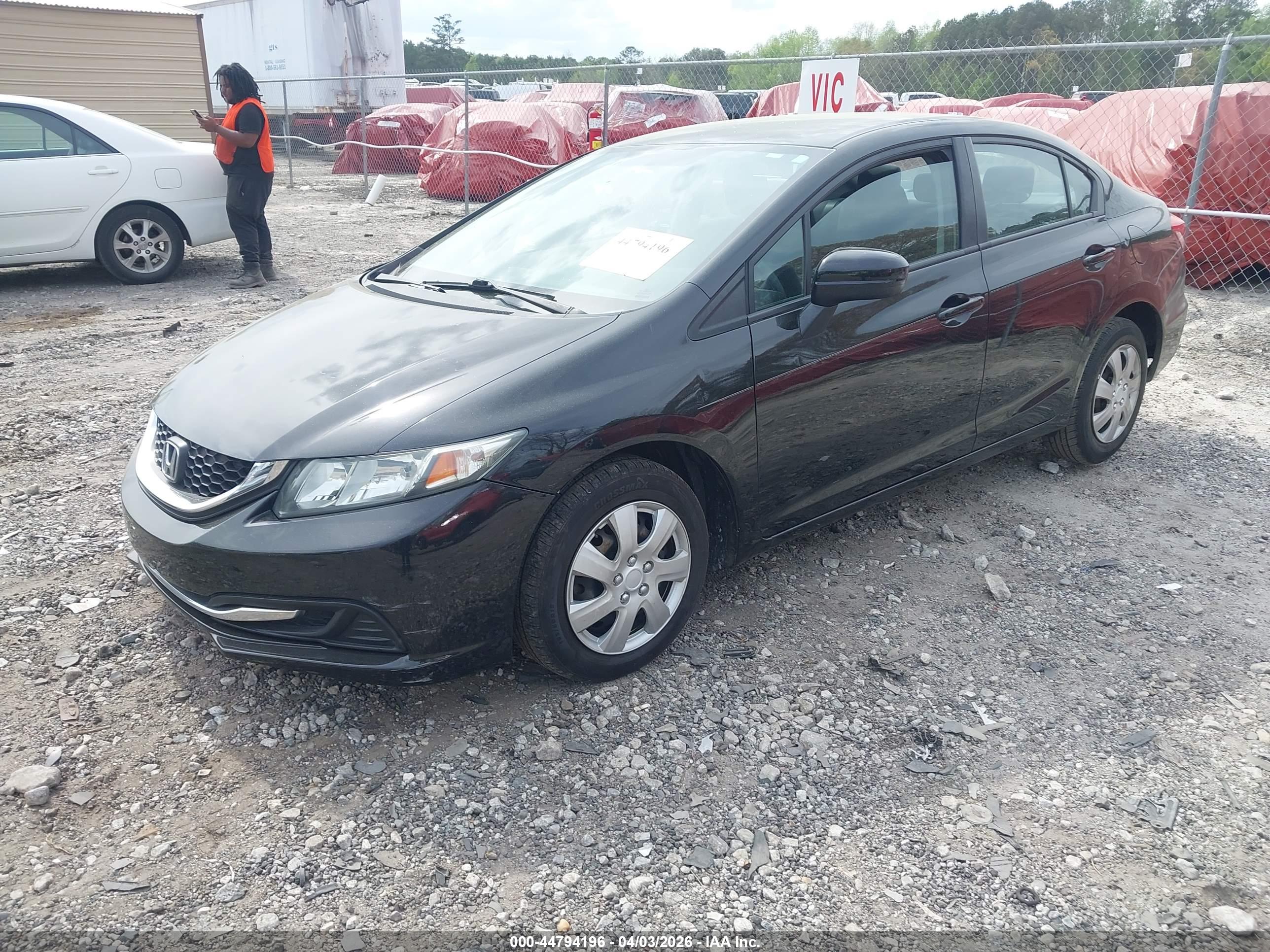HONDA CIVIC image 2