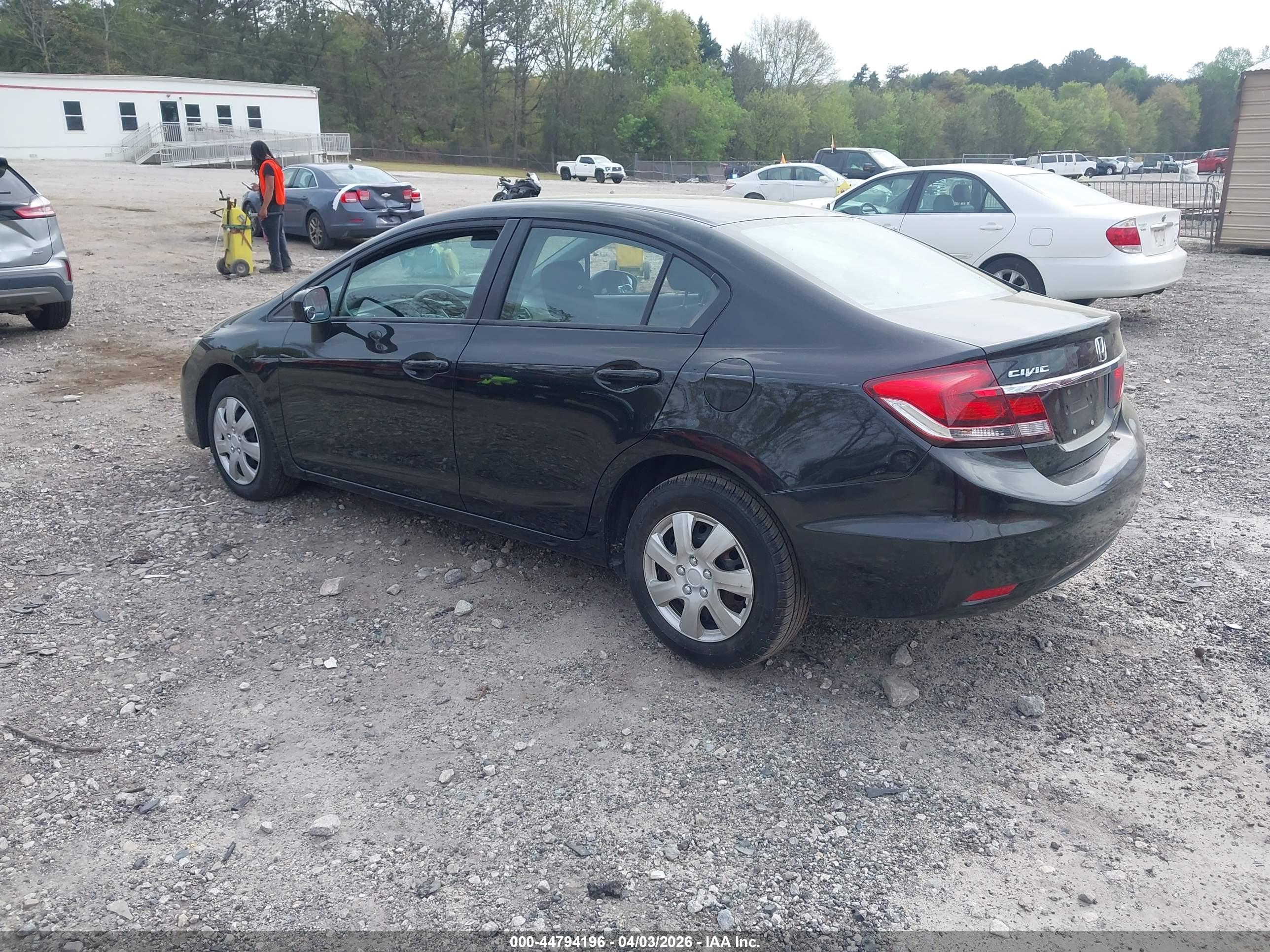 HONDA CIVIC image 3