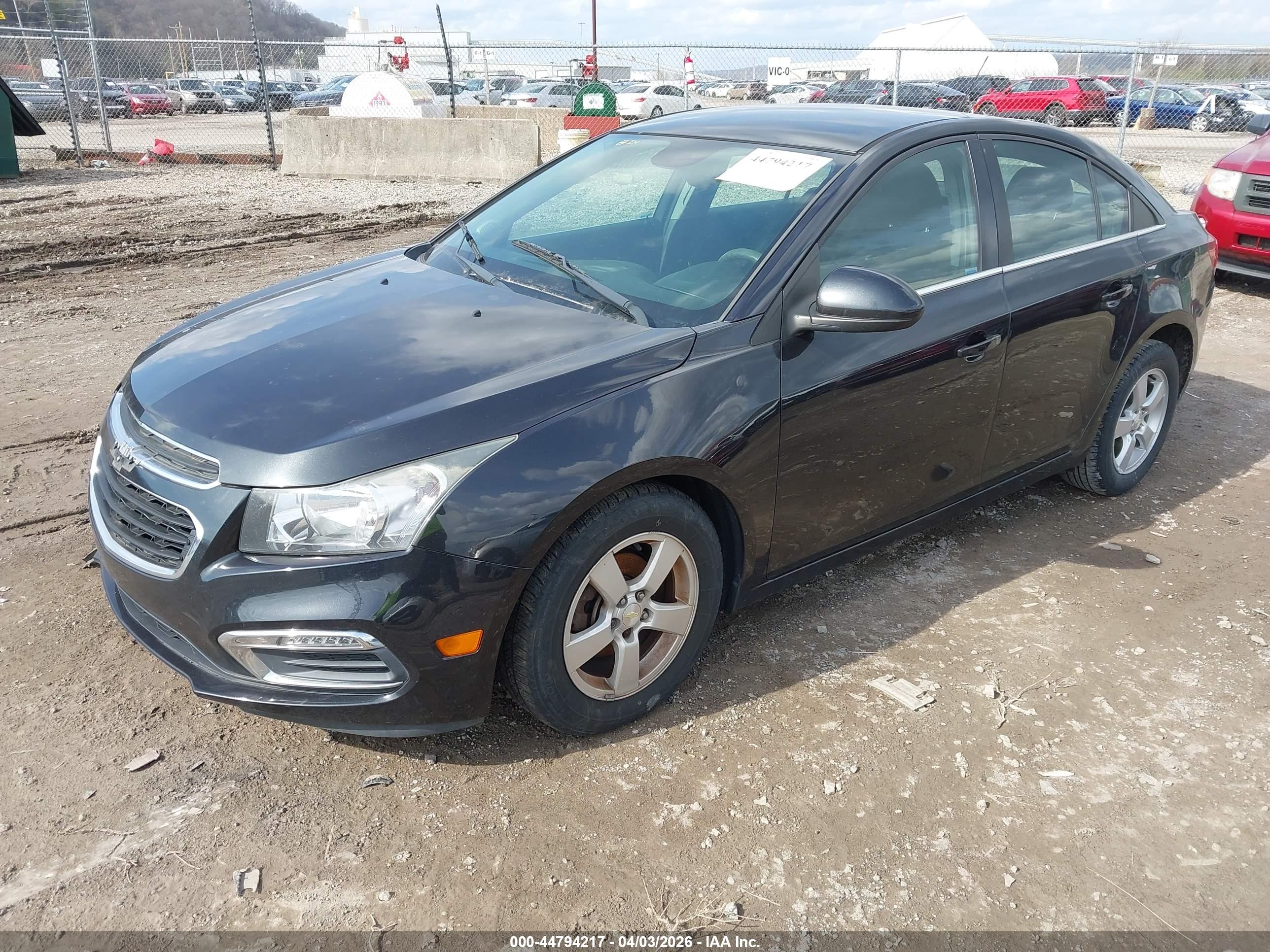 CHEVROLET CRUZE image 2