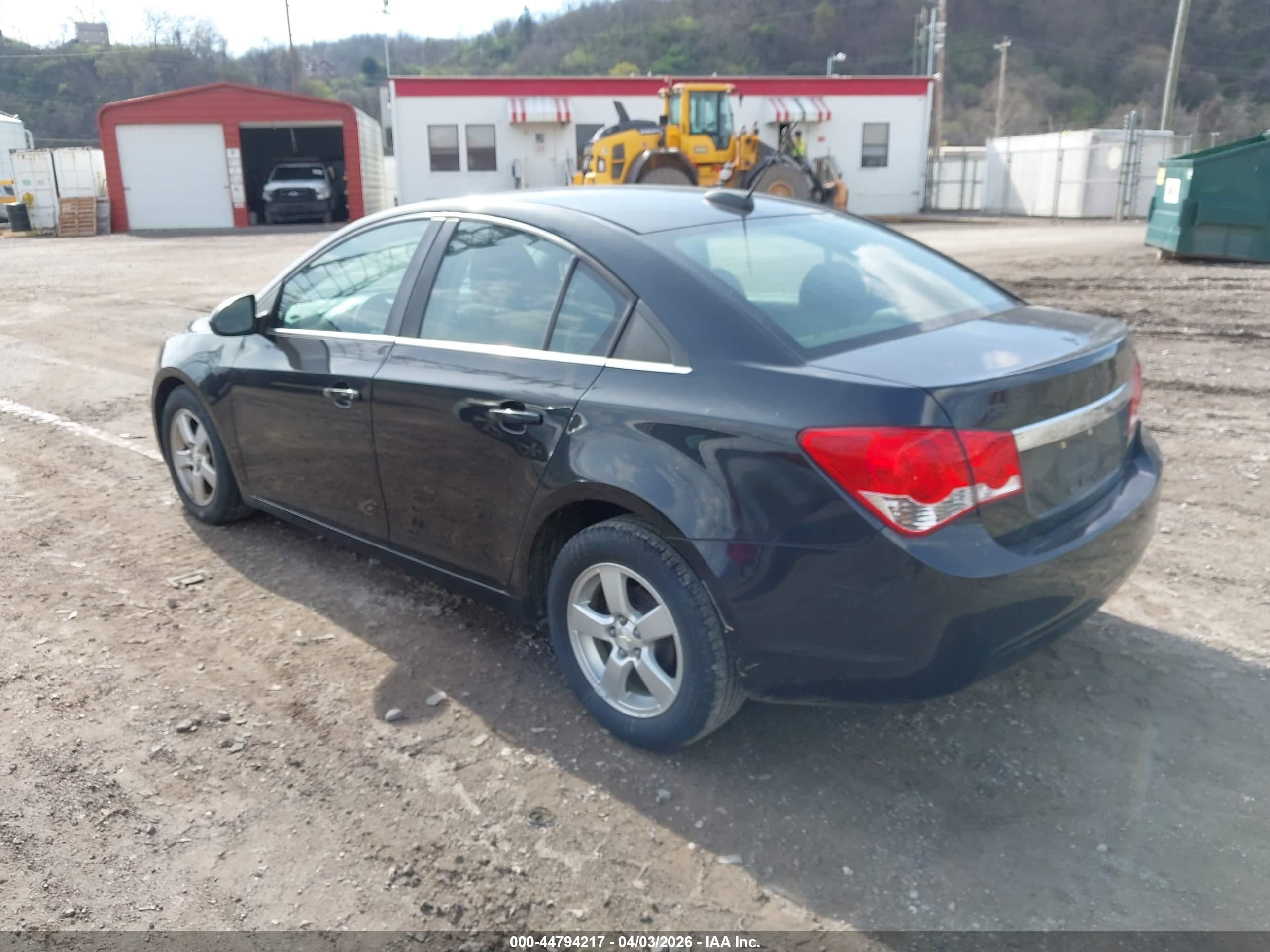 CHEVROLET CRUZE image 3