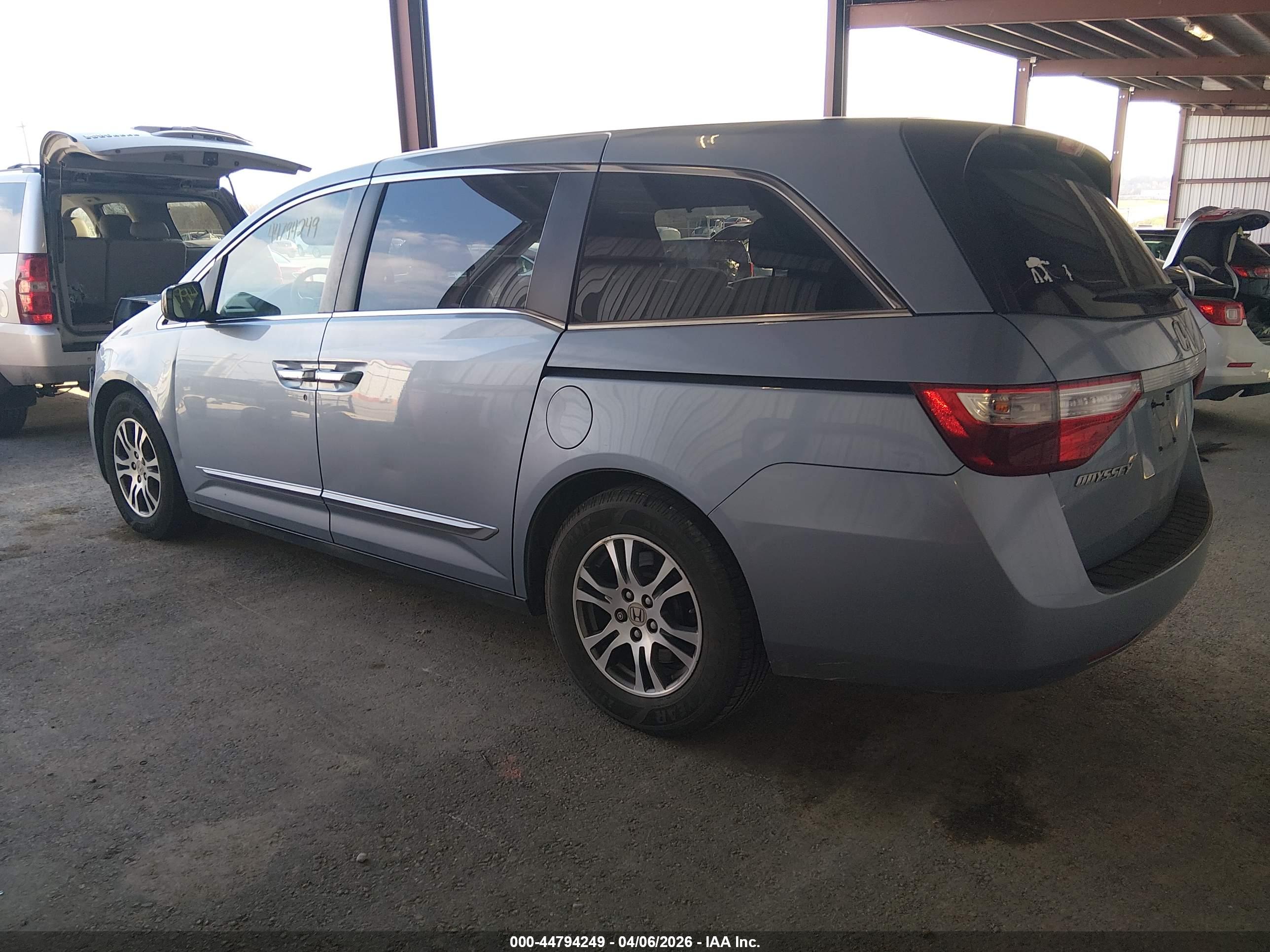 HONDA ODYSSEY image 3