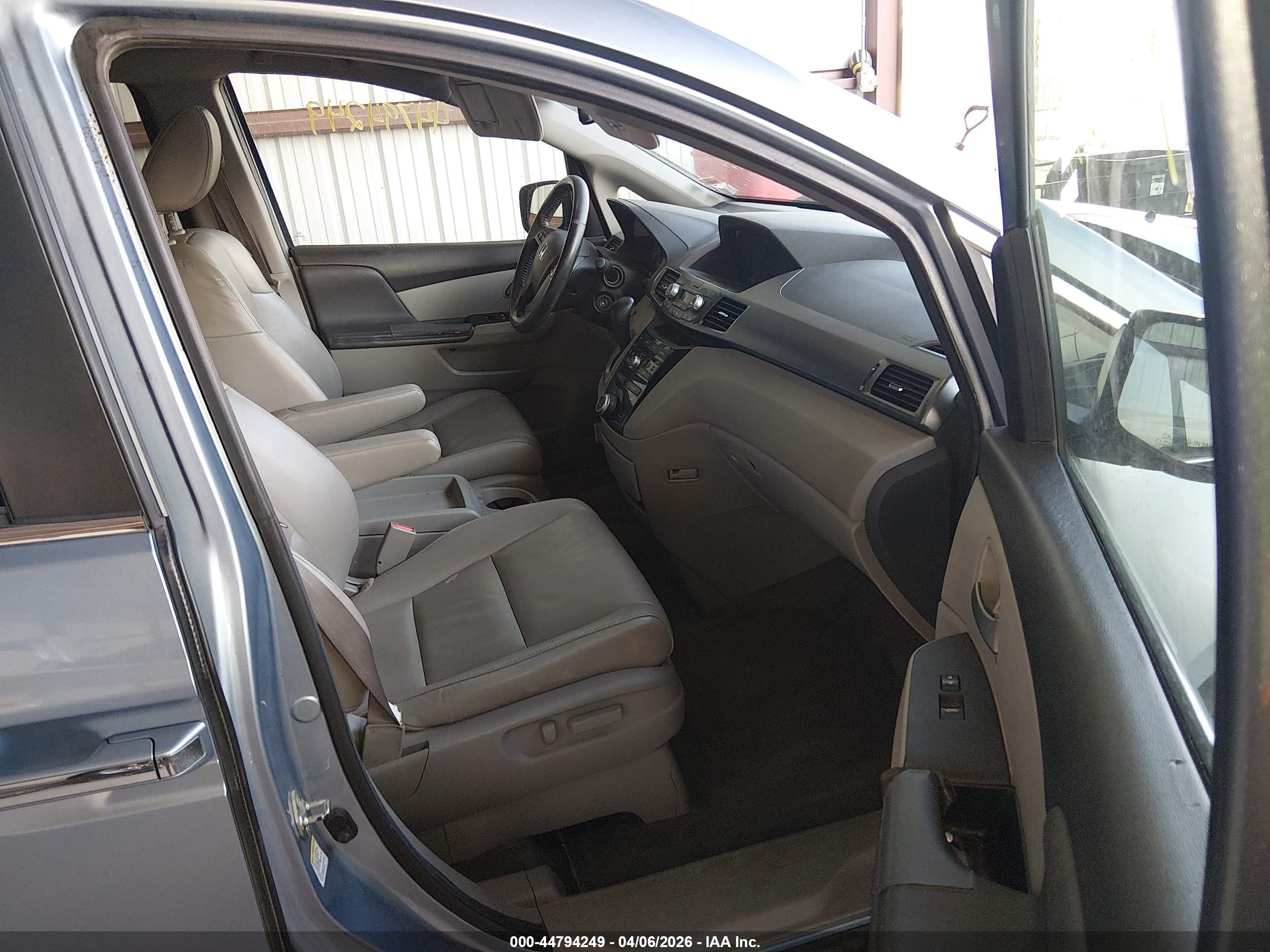 HONDA ODYSSEY image 5
