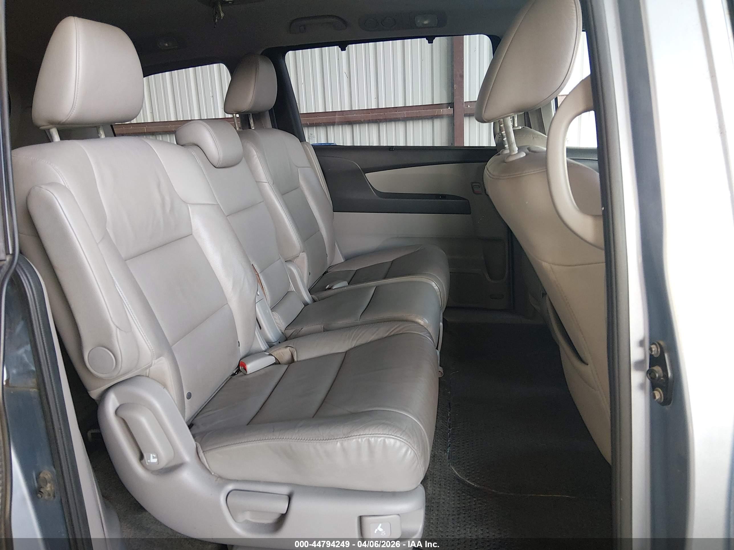 HONDA ODYSSEY image 8