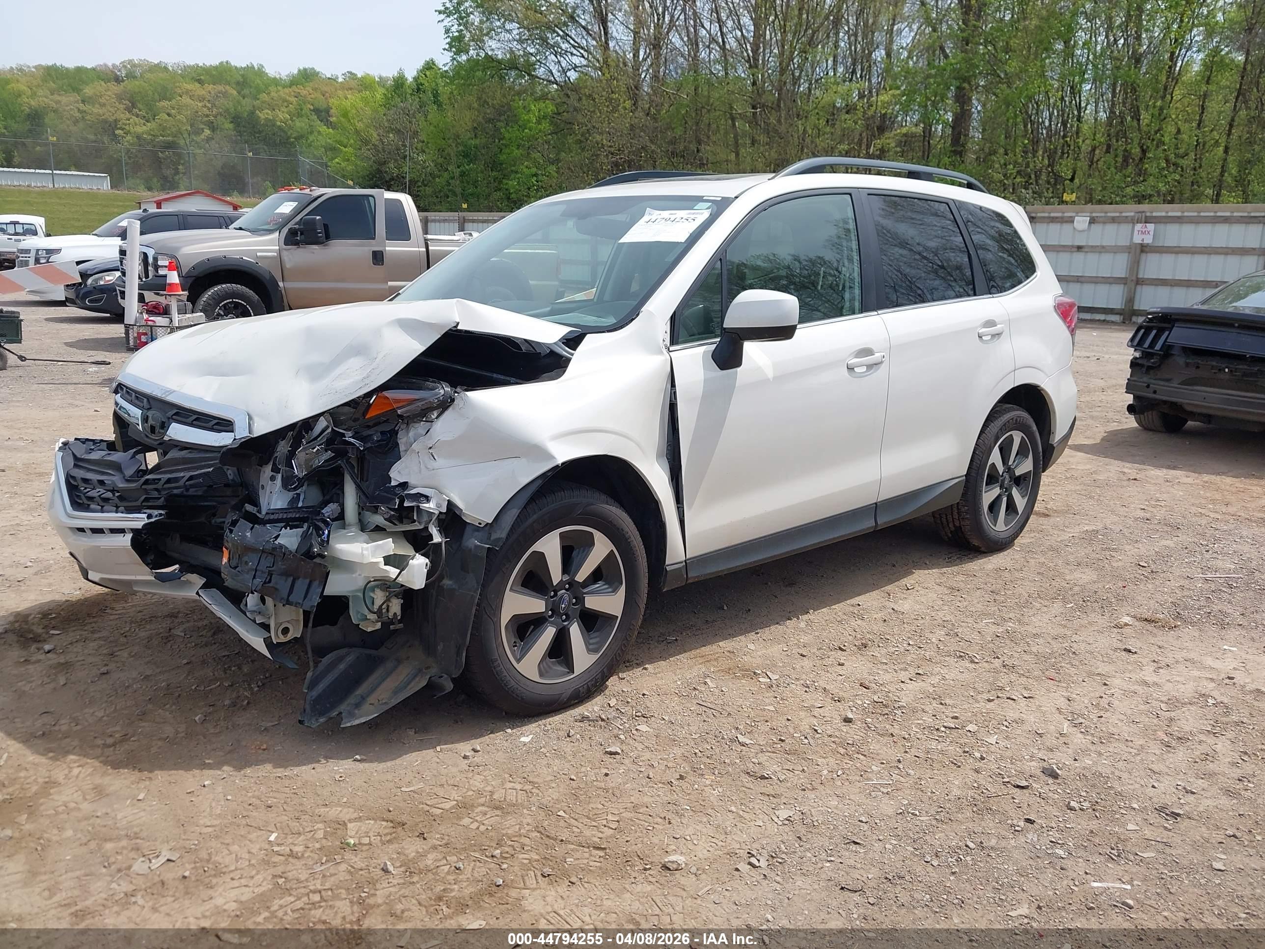 SUBARU FORESTER image 2