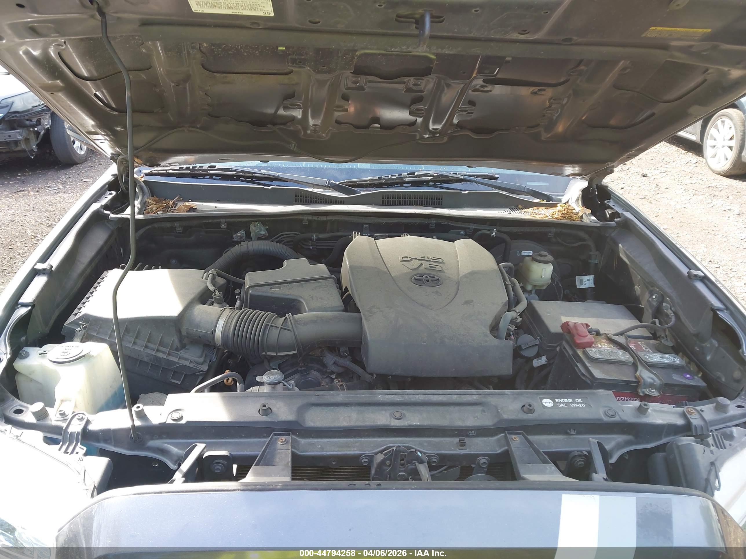 TOYOTA TACOMA image 10