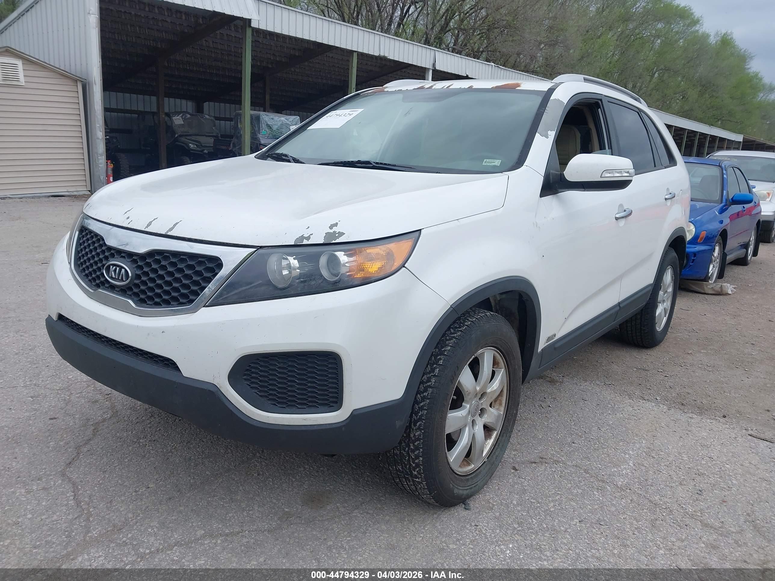 KIA SORENTO image 2