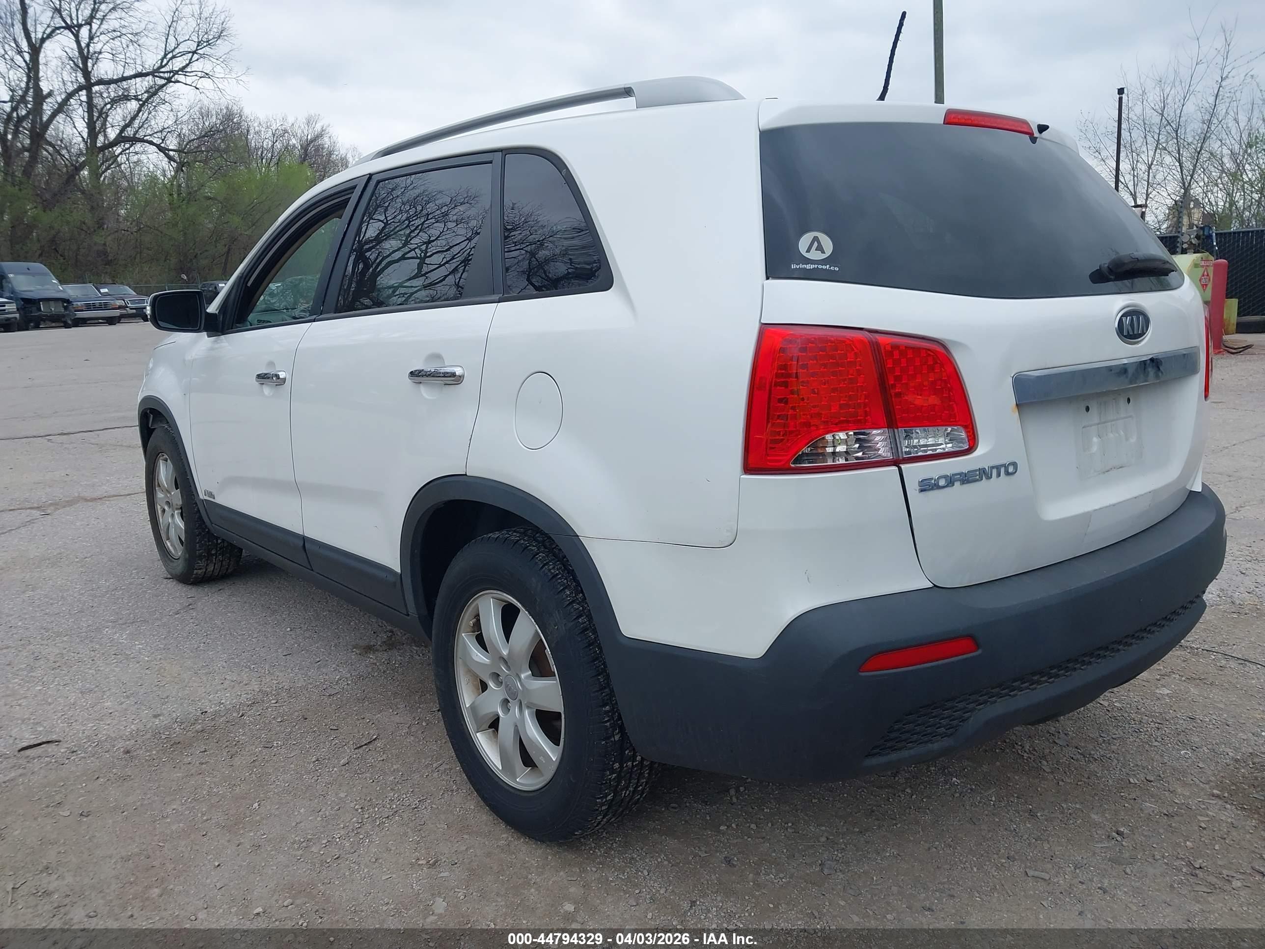 KIA SORENTO image 3