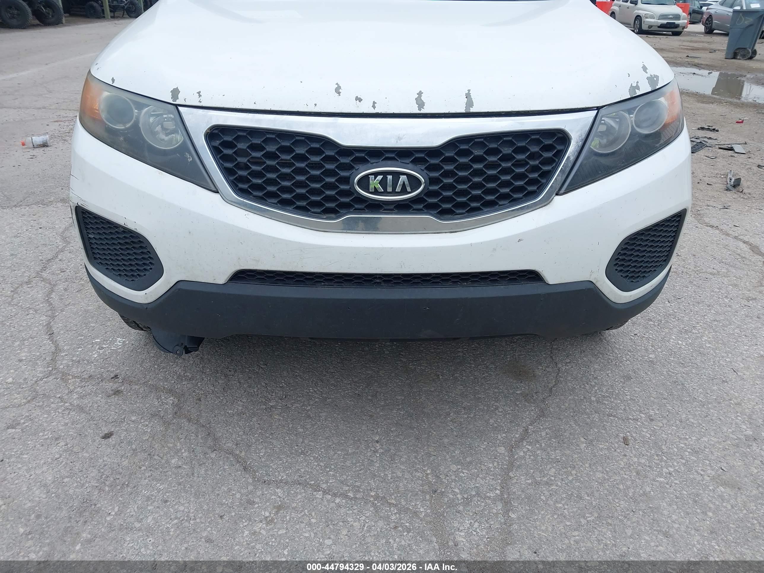 KIA SORENTO image 6