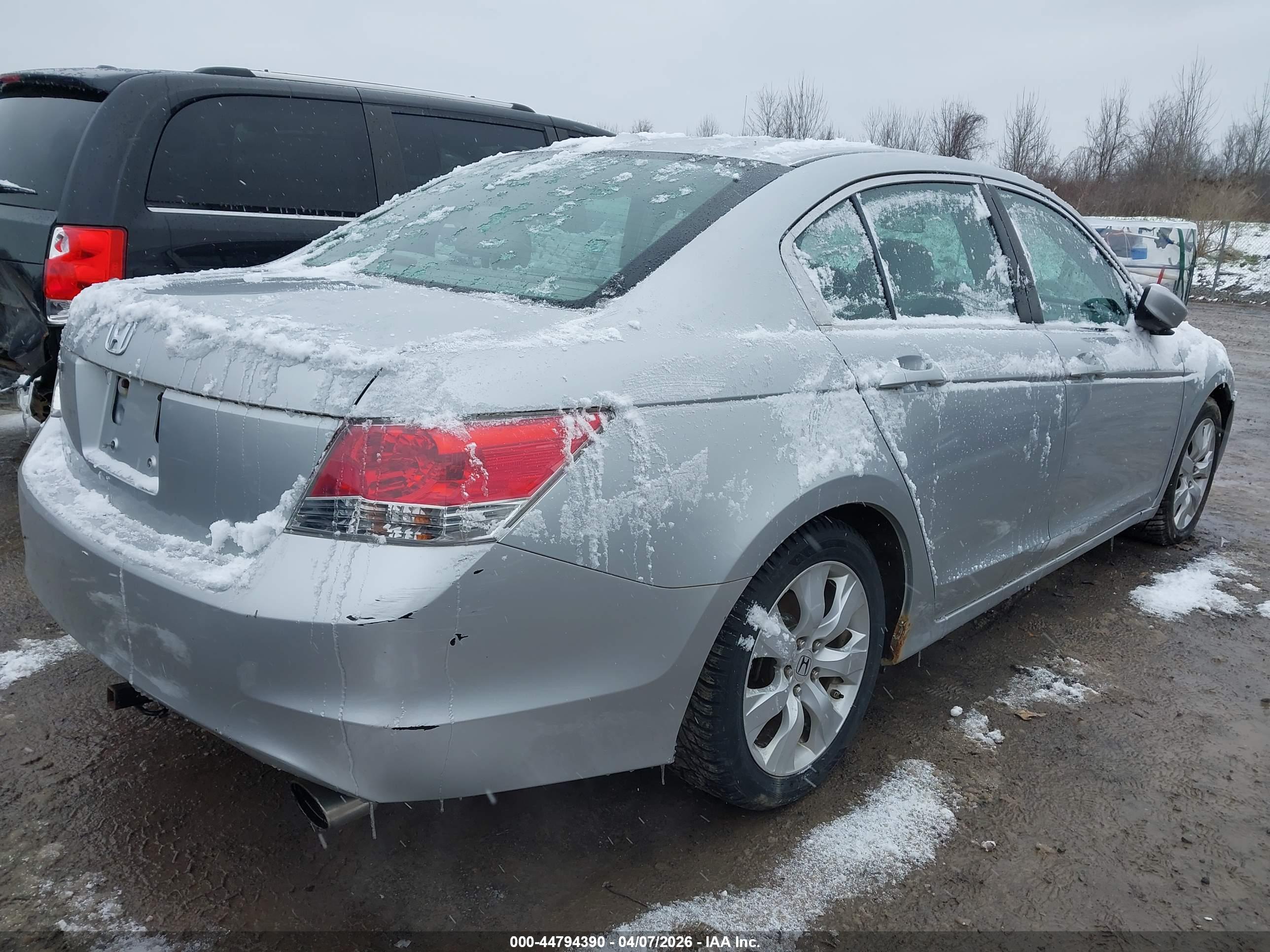 HONDA ACCORD image 4