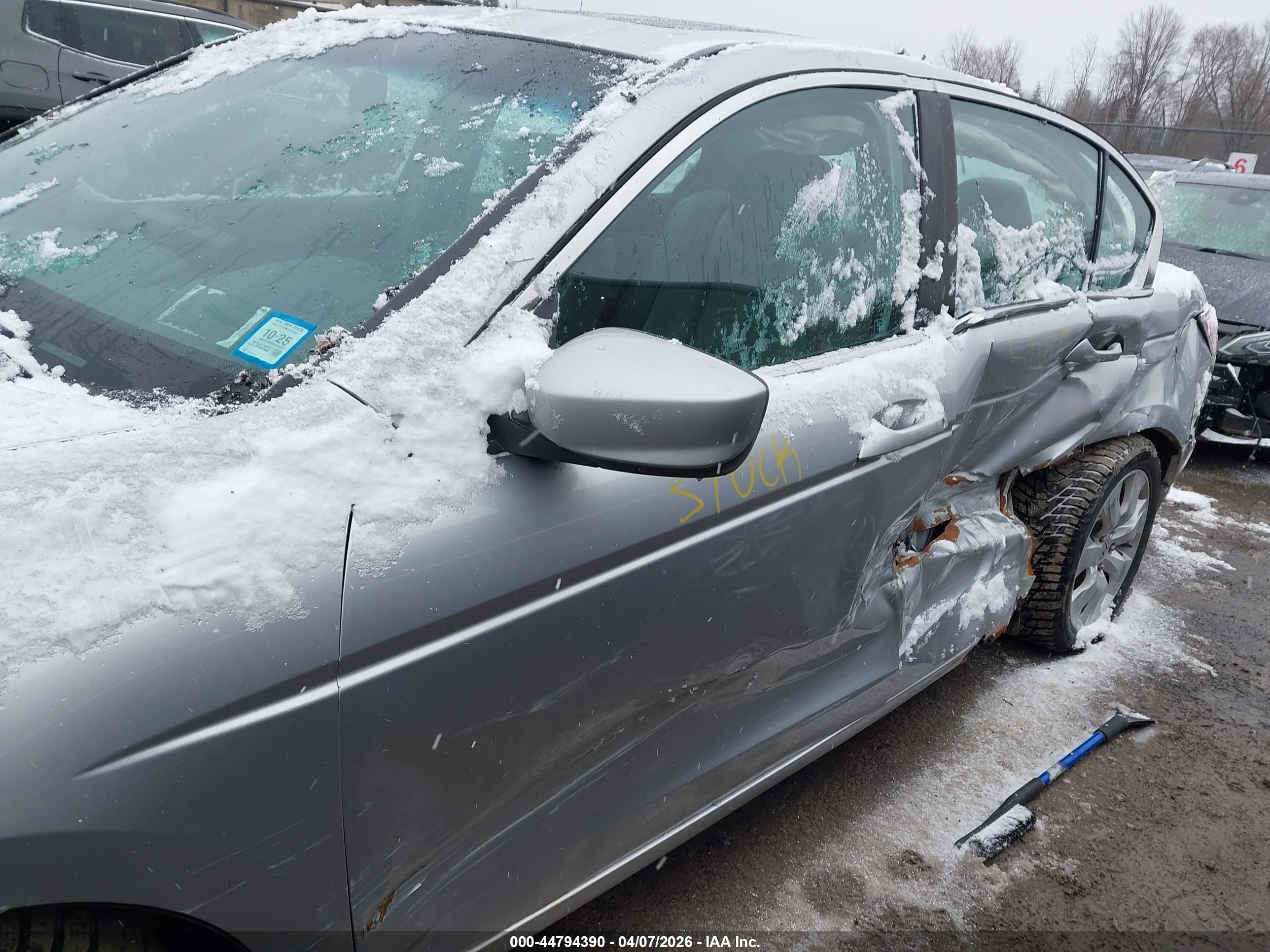 HONDA ACCORD image 6