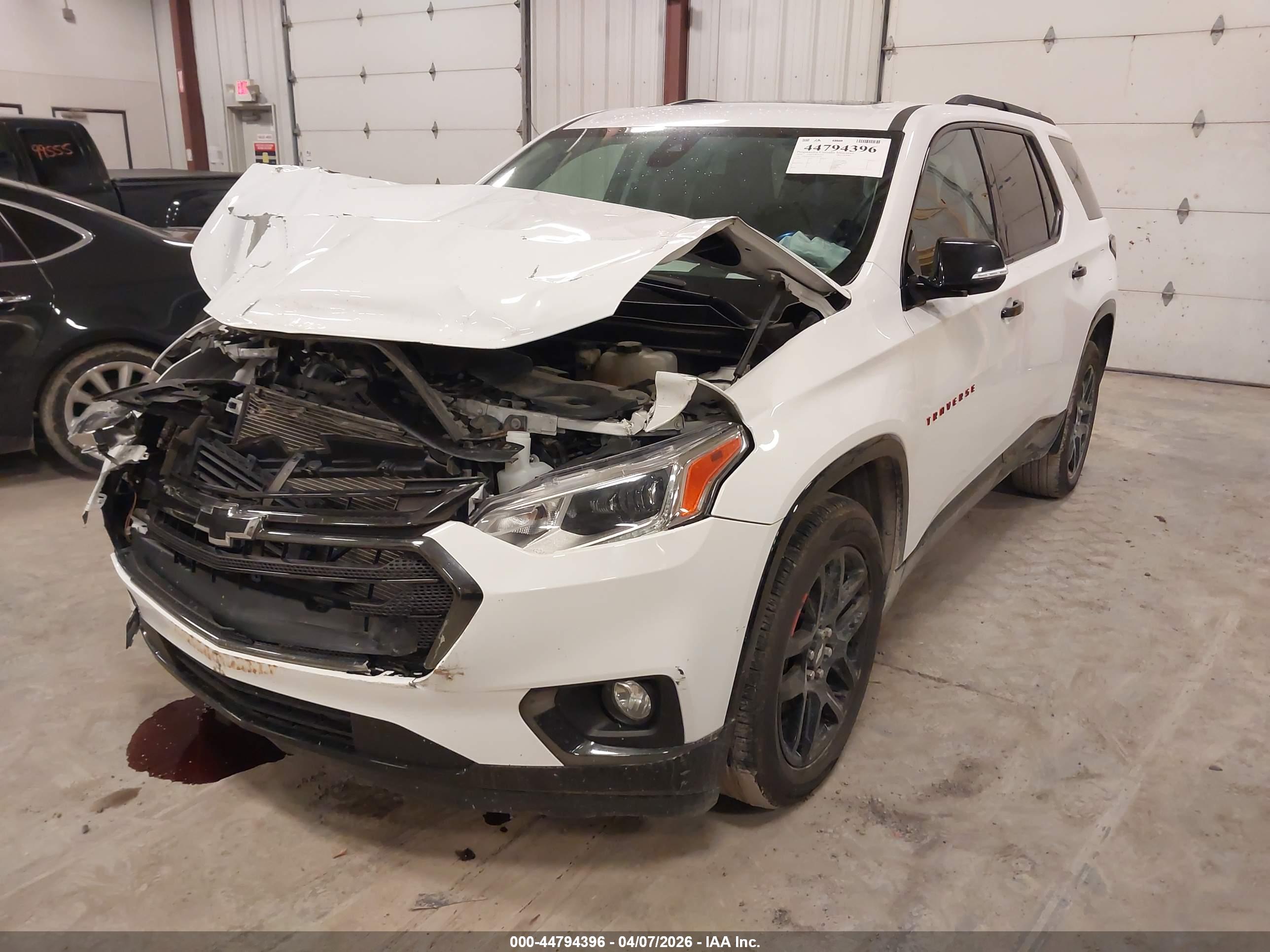 CHEVROLET TRAVERSE image 6