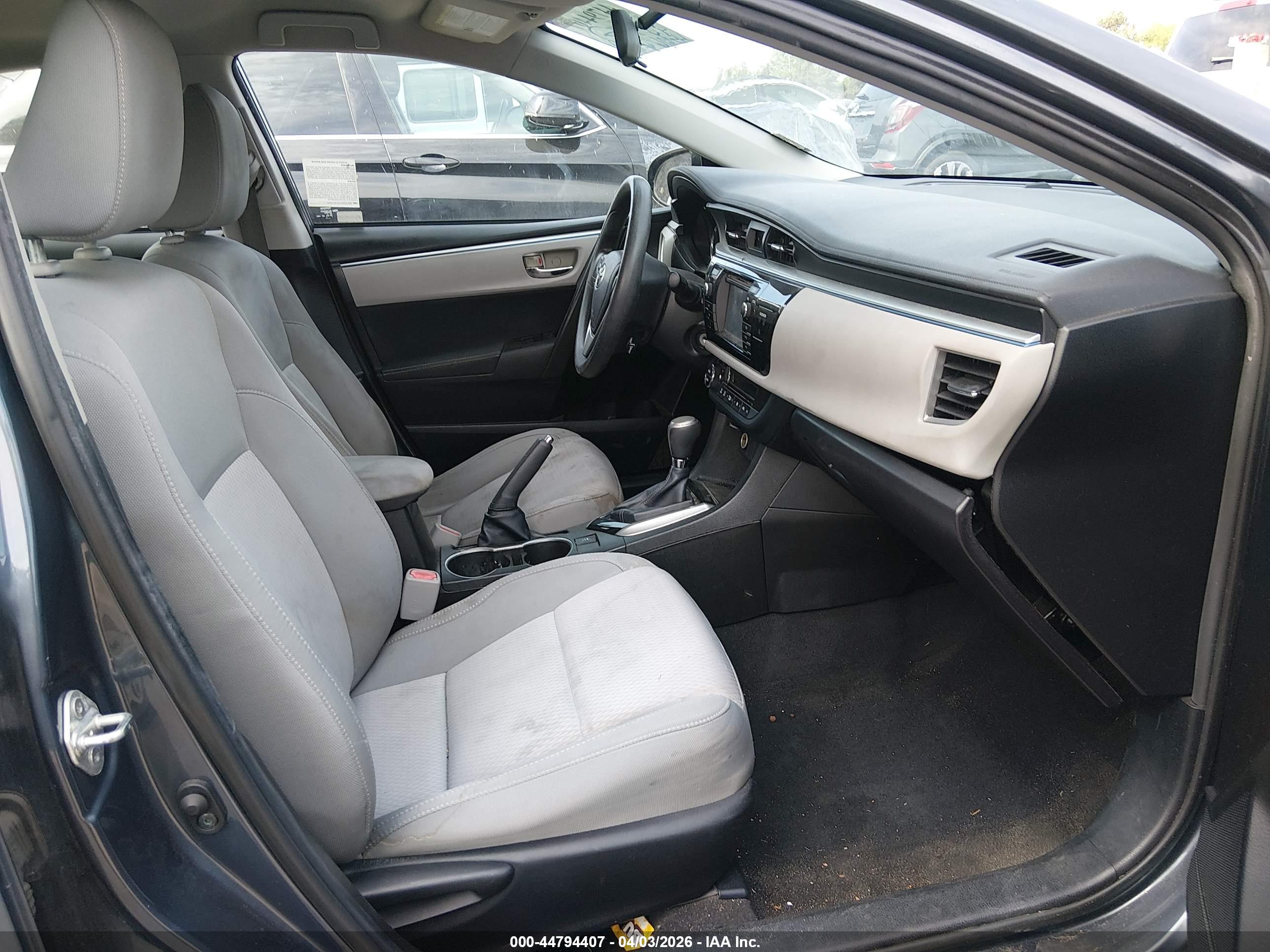 TOYOTA COROLLA image 5