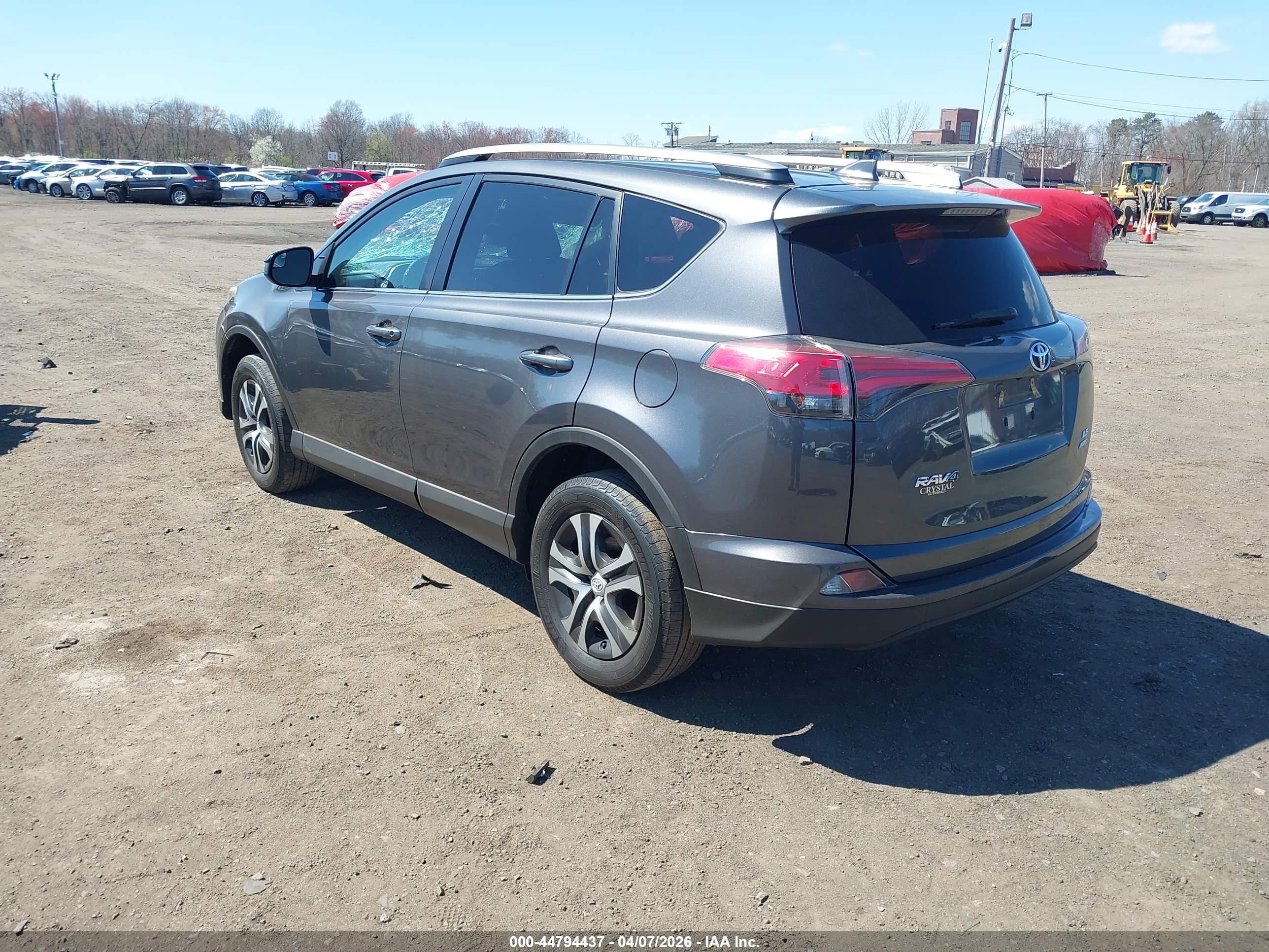TOYOTA RAV4 image 3