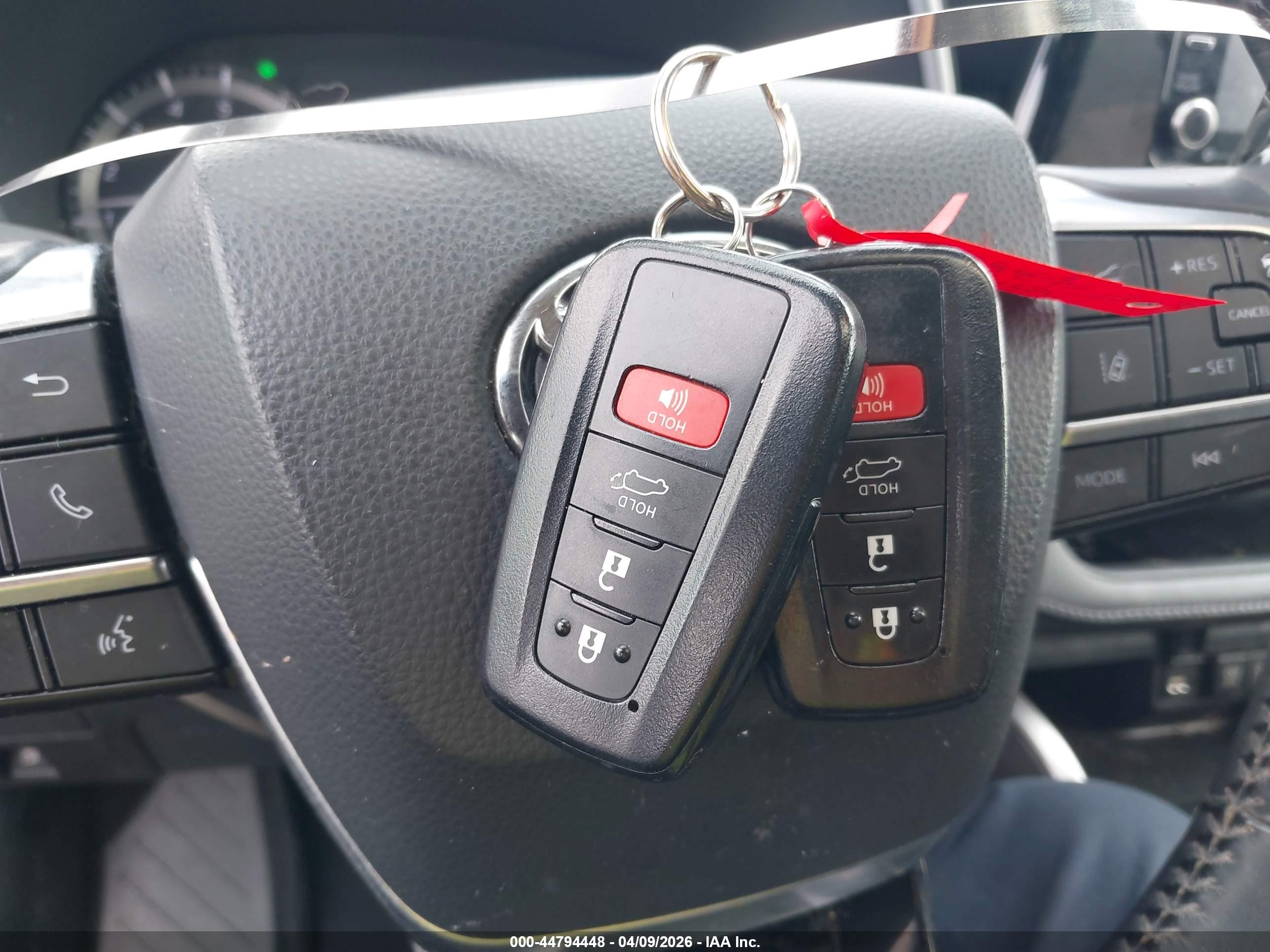 TOYOTA HIGHLANDER image 11