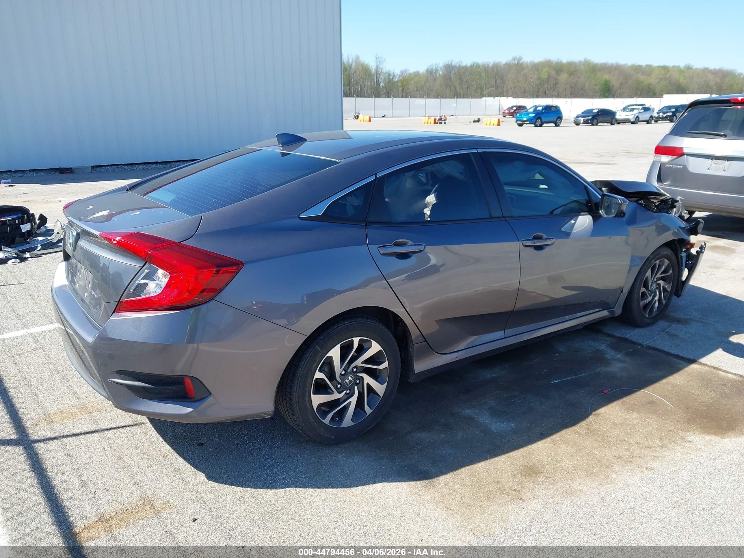 HONDA CIVIC image 4