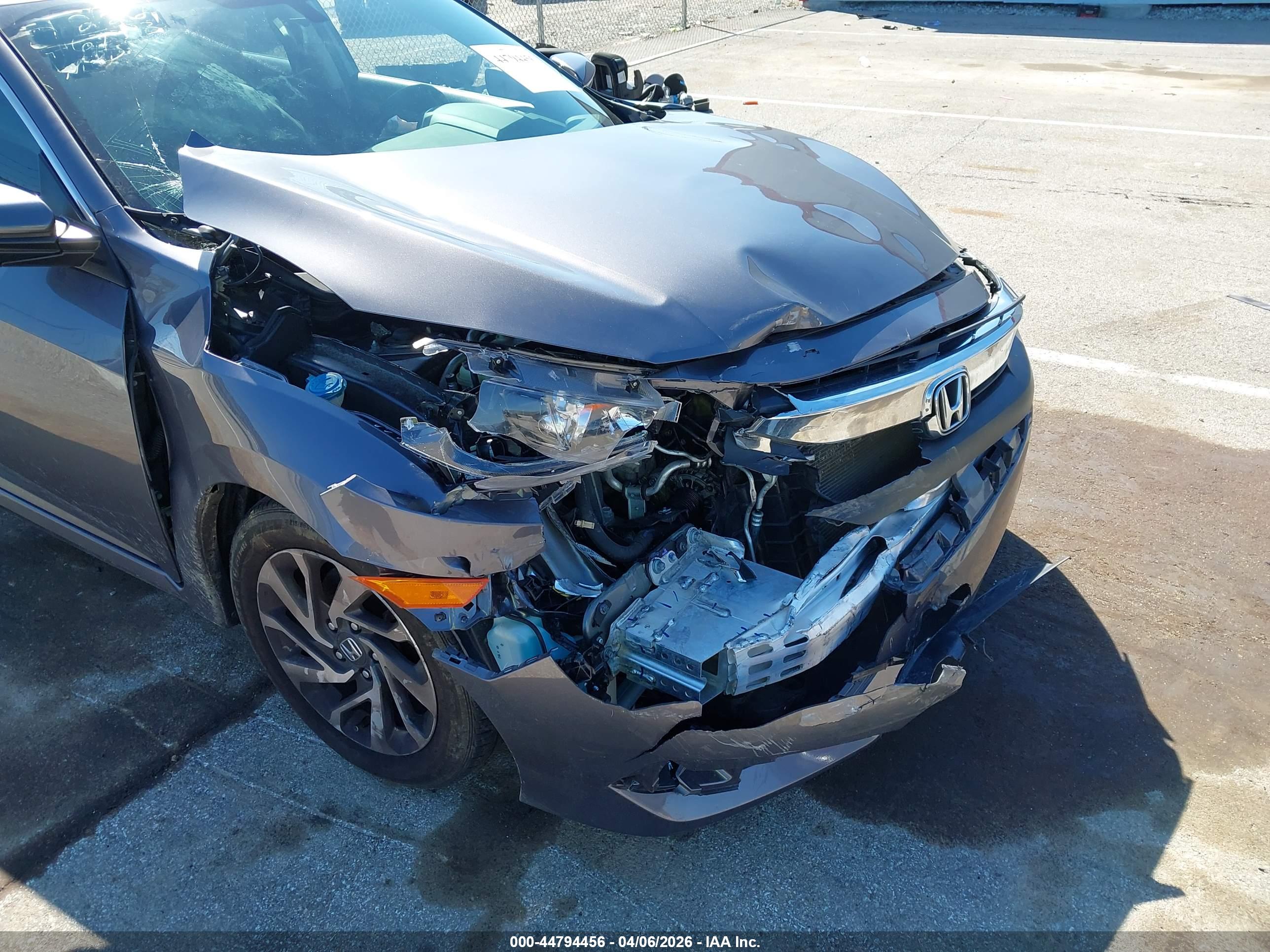 HONDA CIVIC image 6